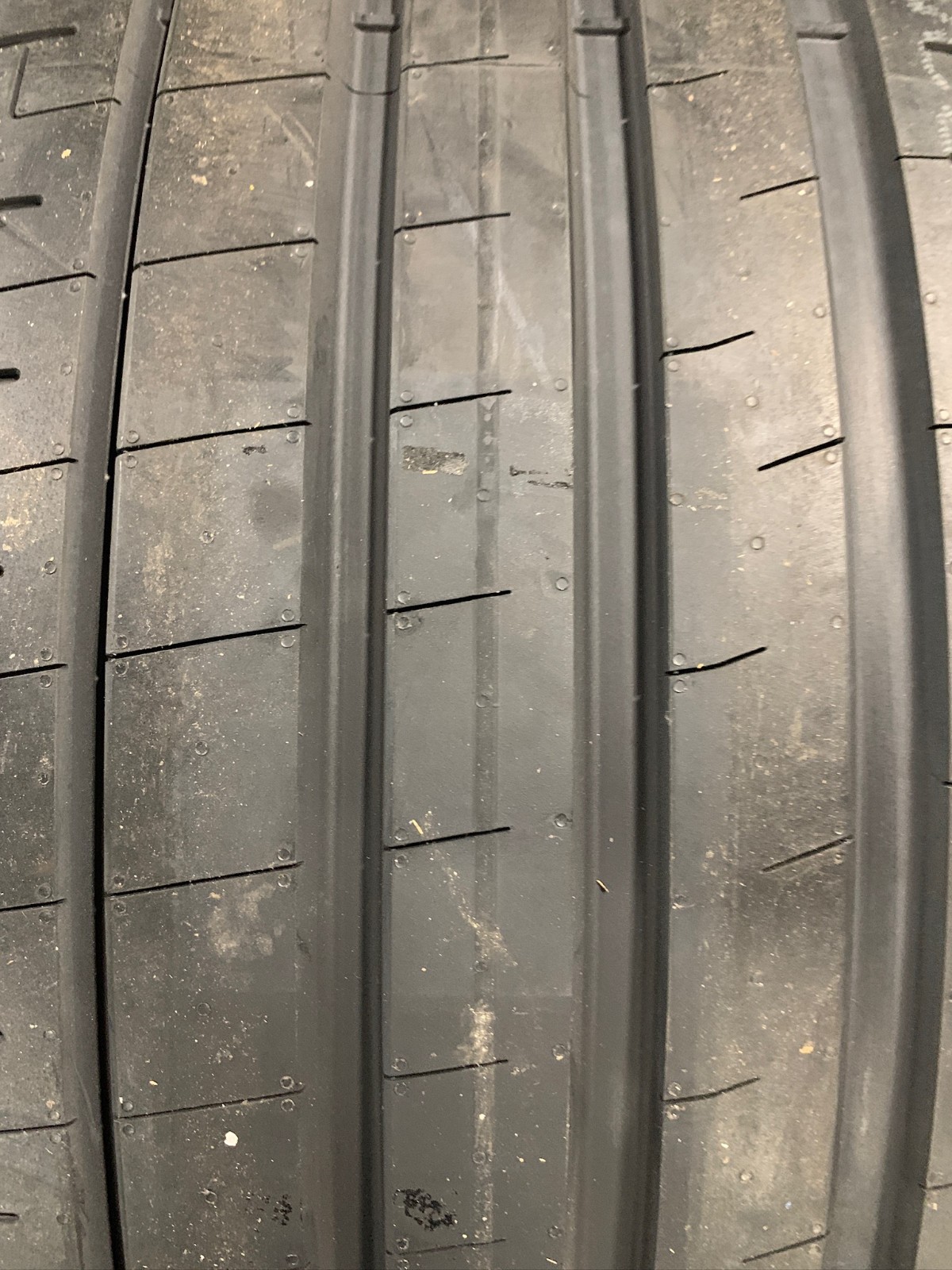 1 New 315 40 21 Pirelli P Zero PZ5 PNCS Noise Cancelling Summer Tire