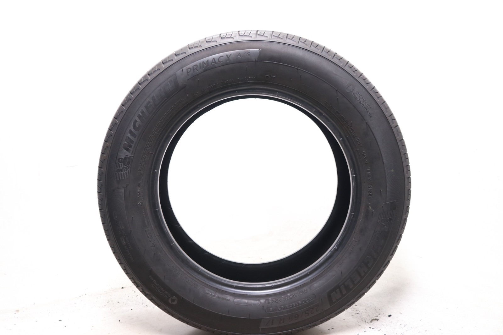 Set of 4 Used 225/65R17 Michelin Primacy A/S – 102H – 7.5-8.5/32