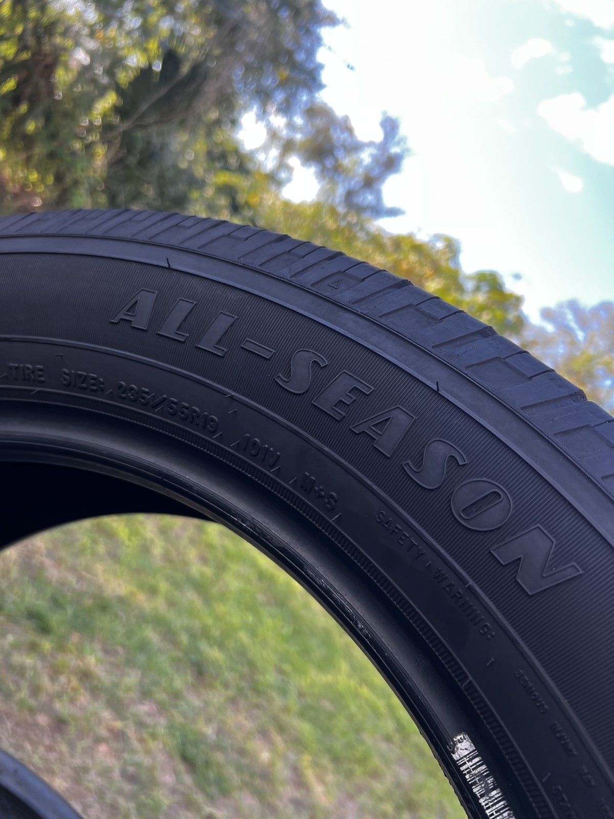 1 Tire Goodyear Reliant All-season 235/55R19 101V DOT.2724 7.75/32 NO Patch