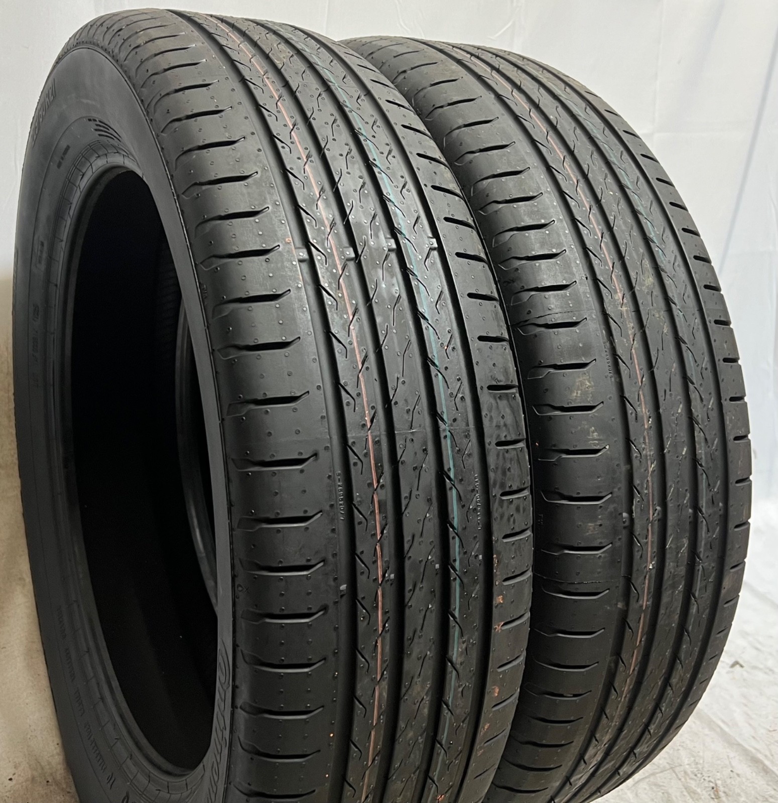 2 – TAKEOFF 225/60R21 XL (103Q) Continental aContact ContiSilent EV (T0) – 4108