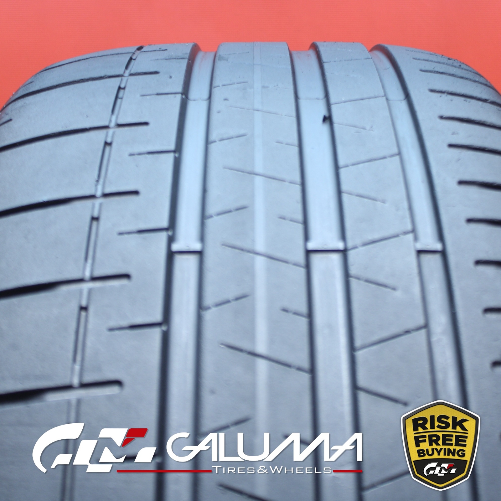 1 (One) Tire LikeNEW Pirelli P Zero CORSA PZC4 285/40ZR22 110Y No Patch #75280