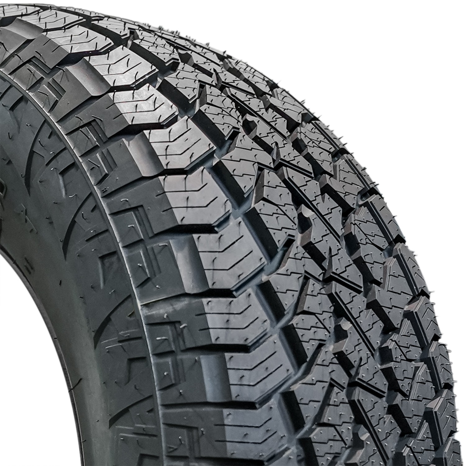4 Tires Aplus Shredder AT 235/75R15 109S XL A/T All Terrain