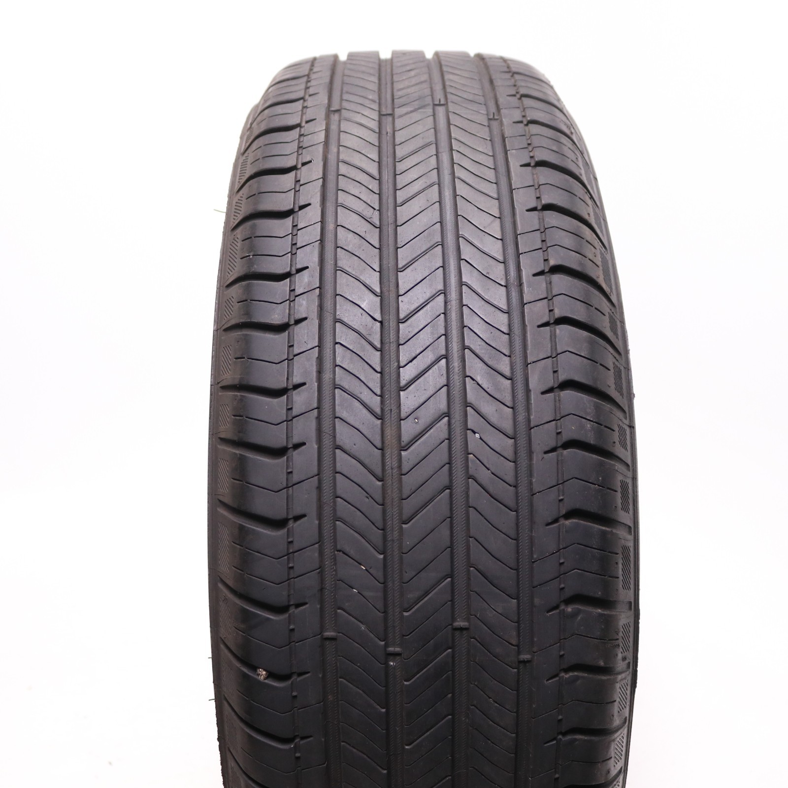 Set of 4 Used 235/65R17 Michelin Primacy A/S – 104H – 7-7.5/32