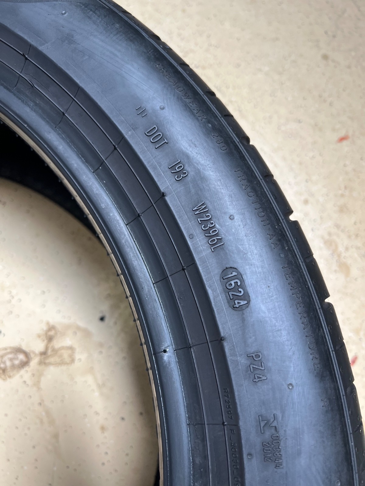 1 – NICE 245/45R19 XL (102Y) Pirelli P Zero PZ4 (* MO) BMW & Mercedes OEM – 6096