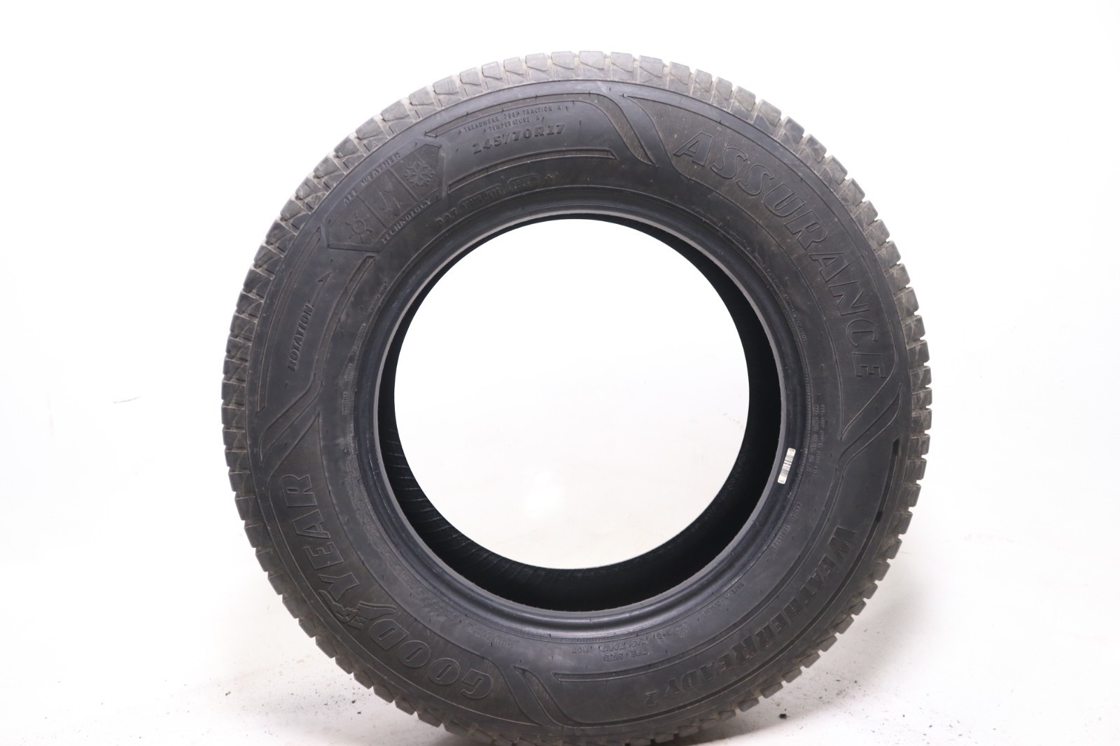 Used 245/70R17 Goodyear Assurance WeatherReady 2 – 110T – 10/32
