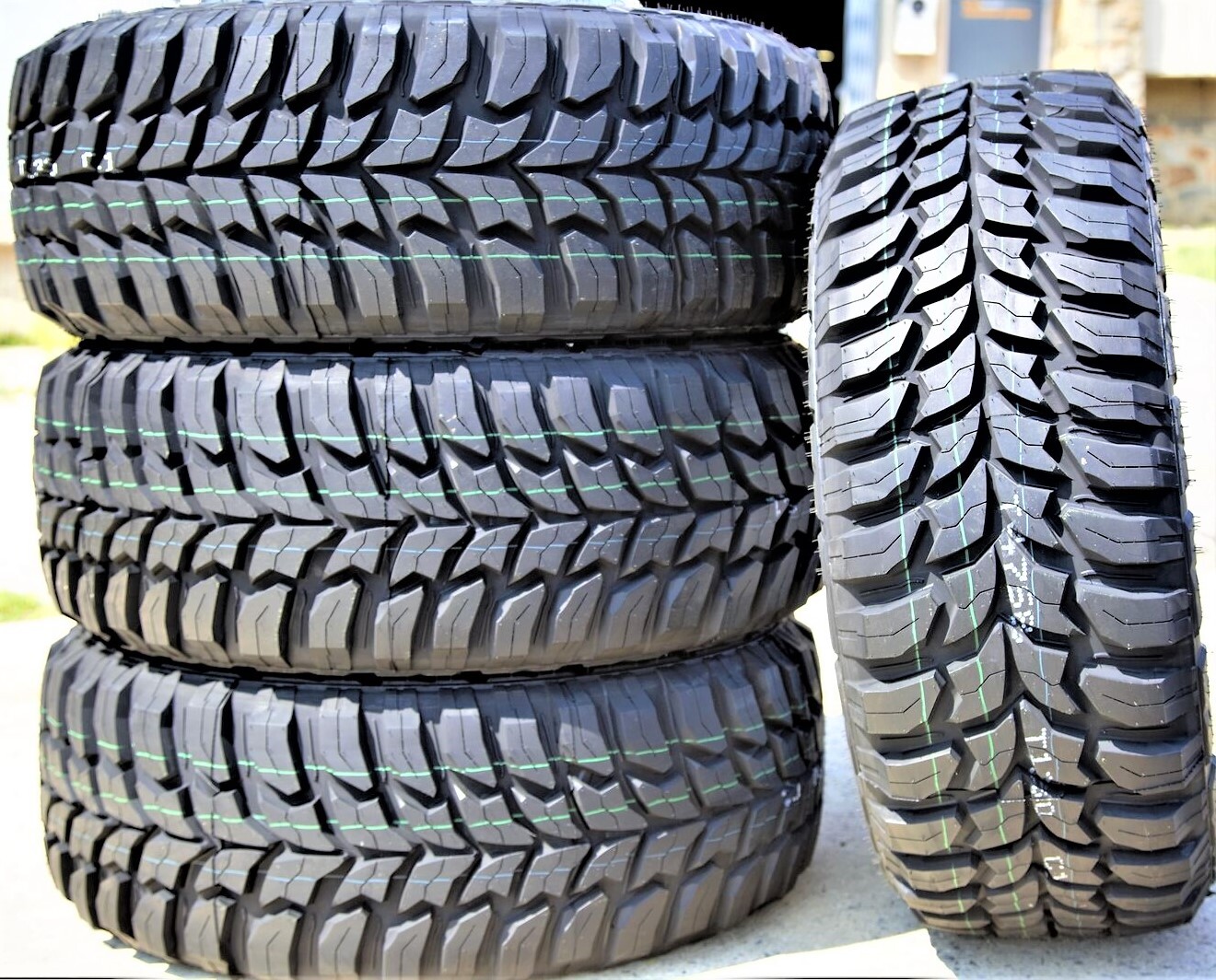 4 New Crosswind M/T LT 275/70R18 125/122Q E 10 Ply MT Mud Tires