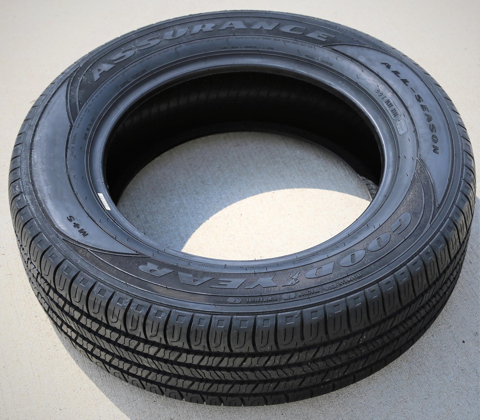 Tire Goodyear Assurance All-Season 235/45R18 94V AS A/S TakeOff