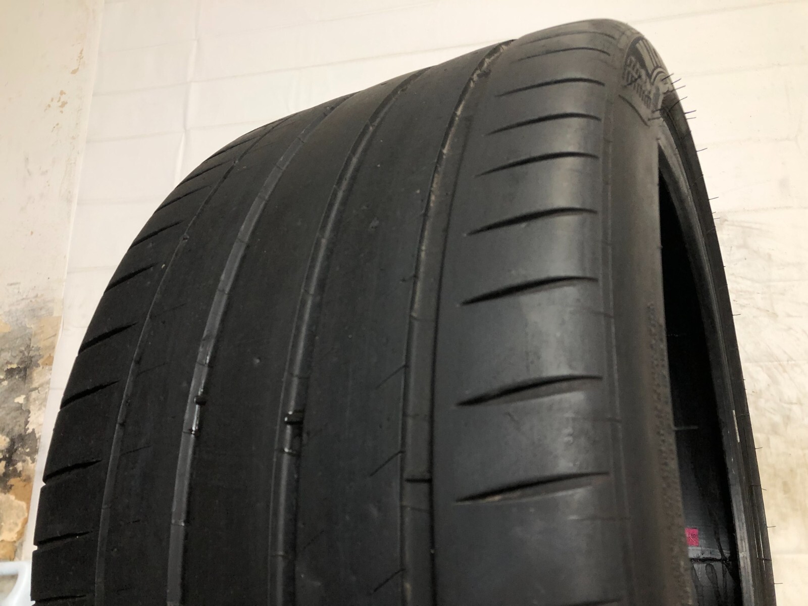 [1] Michelin Pilot Sport 4S P315/30ZR22 315 30 22 Tire 6.25-6.5/32