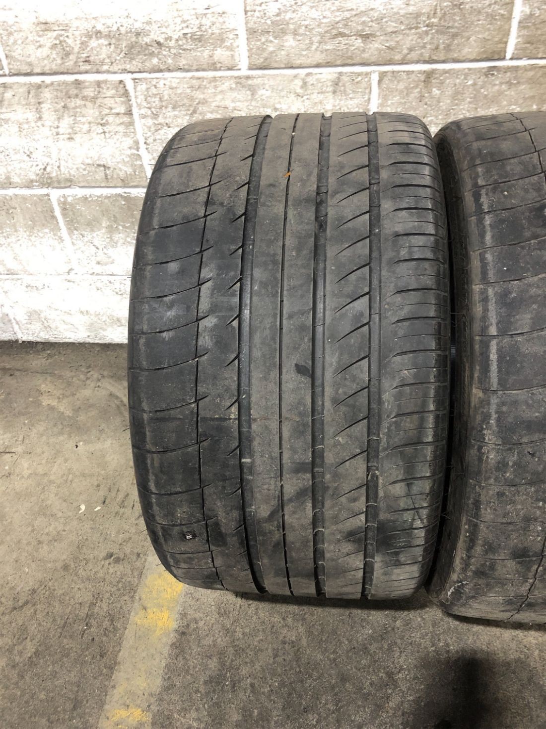 2x P305/30R19 Michelin Pilot Sport PS2 N2 7/32 102 Y Used Tires 3053019