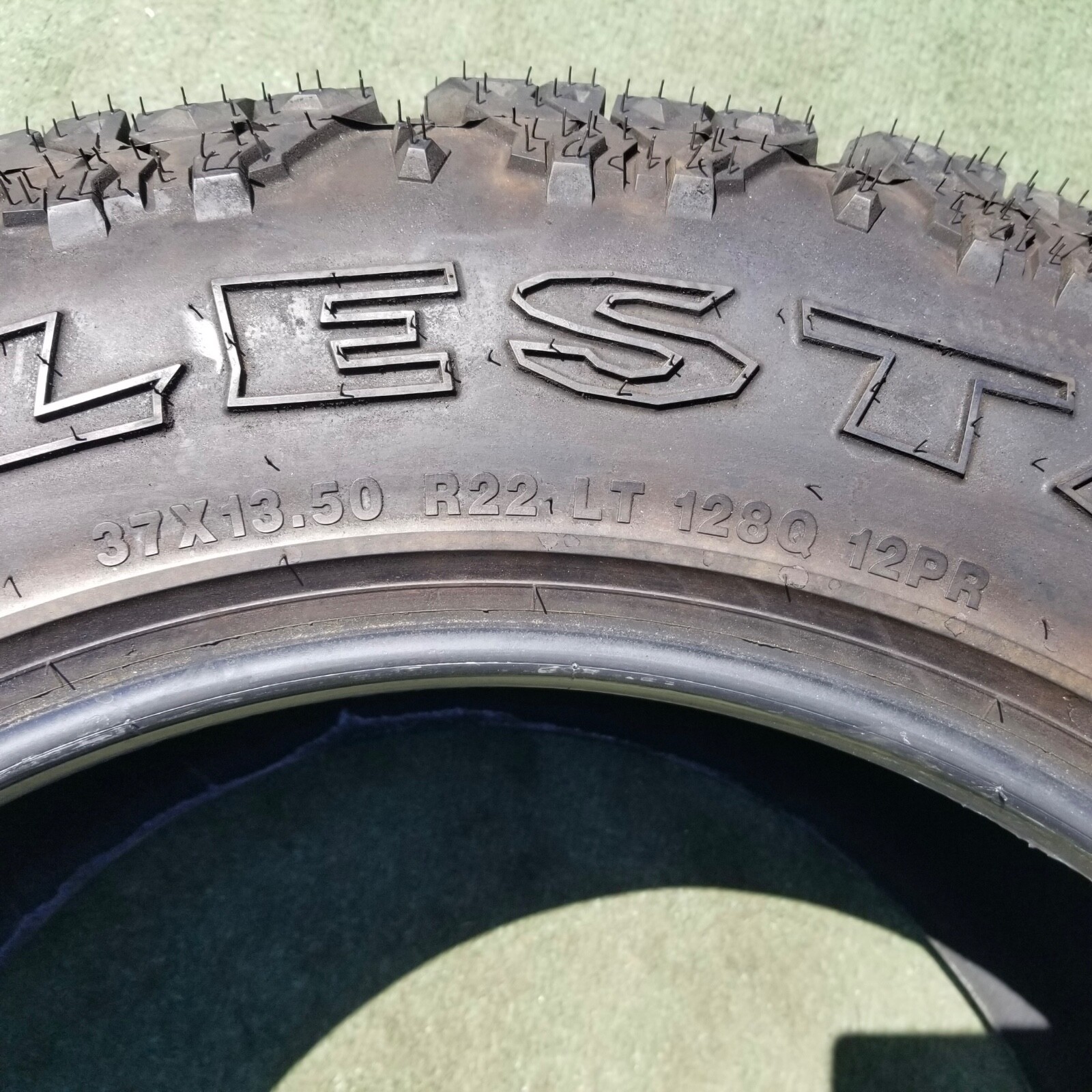 37×13.50R22 Milestar Patagonia M/T Tire 37×13.50R22LT 128Q 12PR 100% Tread 18/32