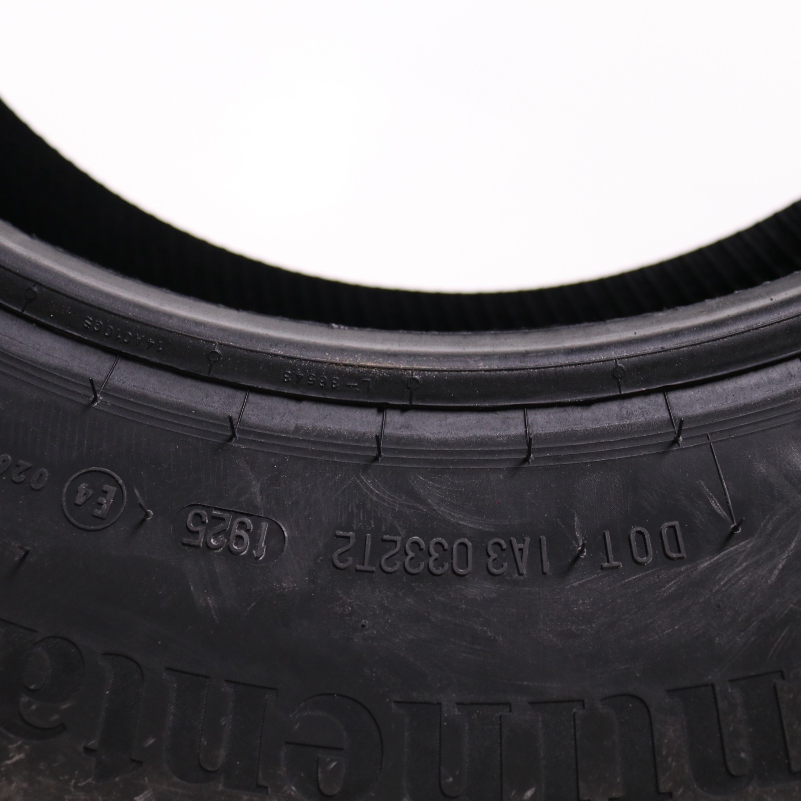 Set of 2 New 225/65R17 Continental ProContact TX – 102H – 8.5/32