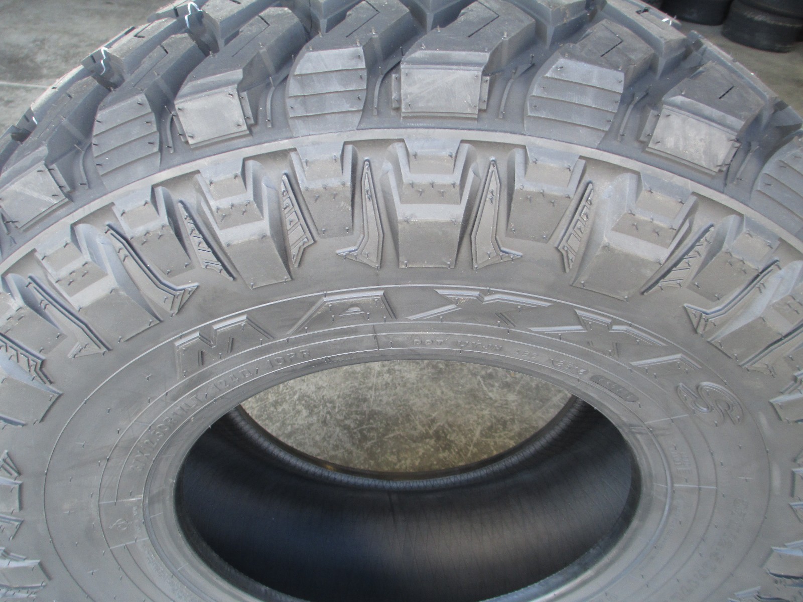 4 New 35X12.50R20 Maxxis Razr MT Mud Tires 35125020 35 1250 20 12.50 R20 M/T E
