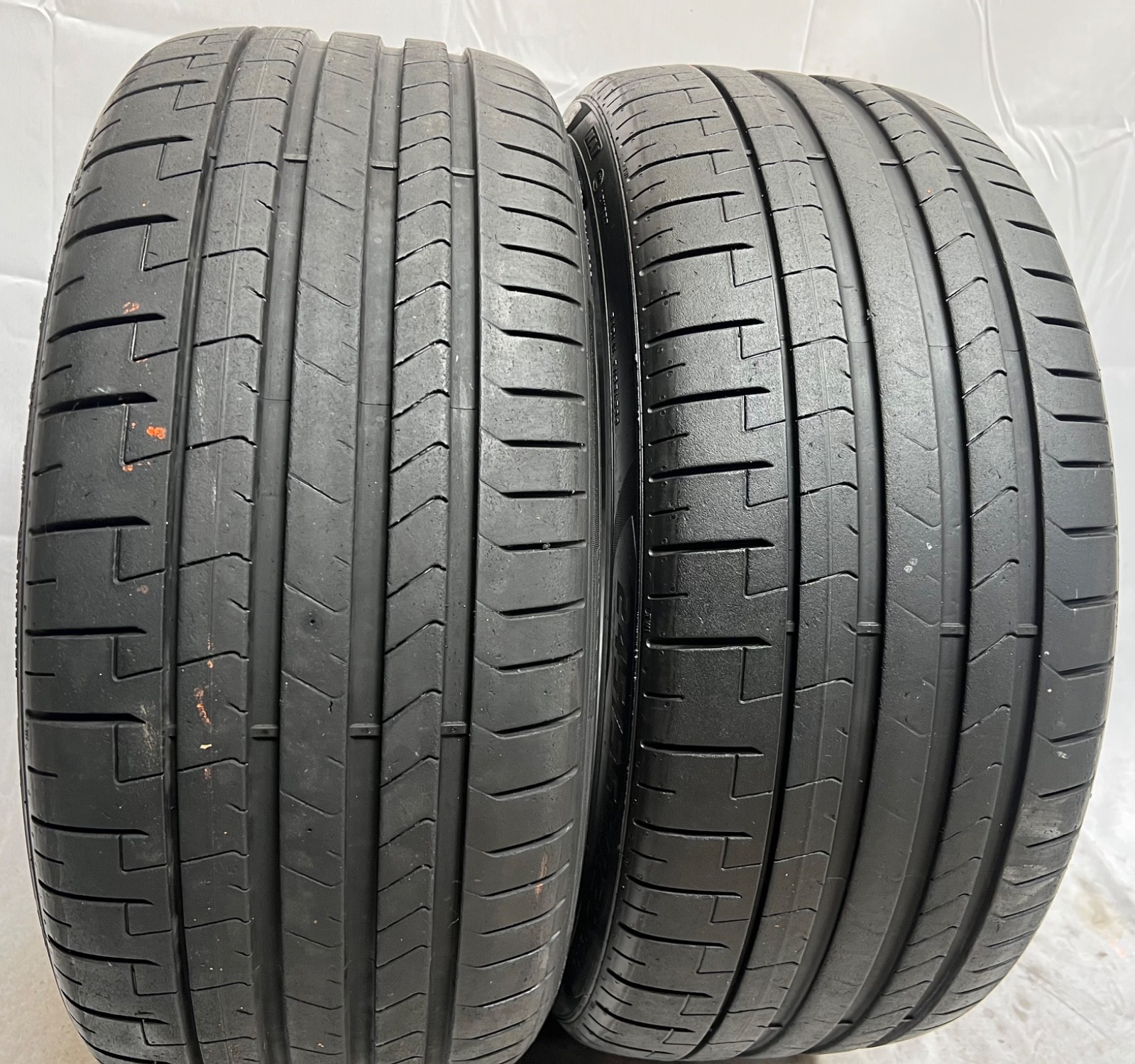 2 – NICE 245/35ZR20 (91Y) Pirelli P Zero PZ4 (NA1) Porsche OEM – 10112