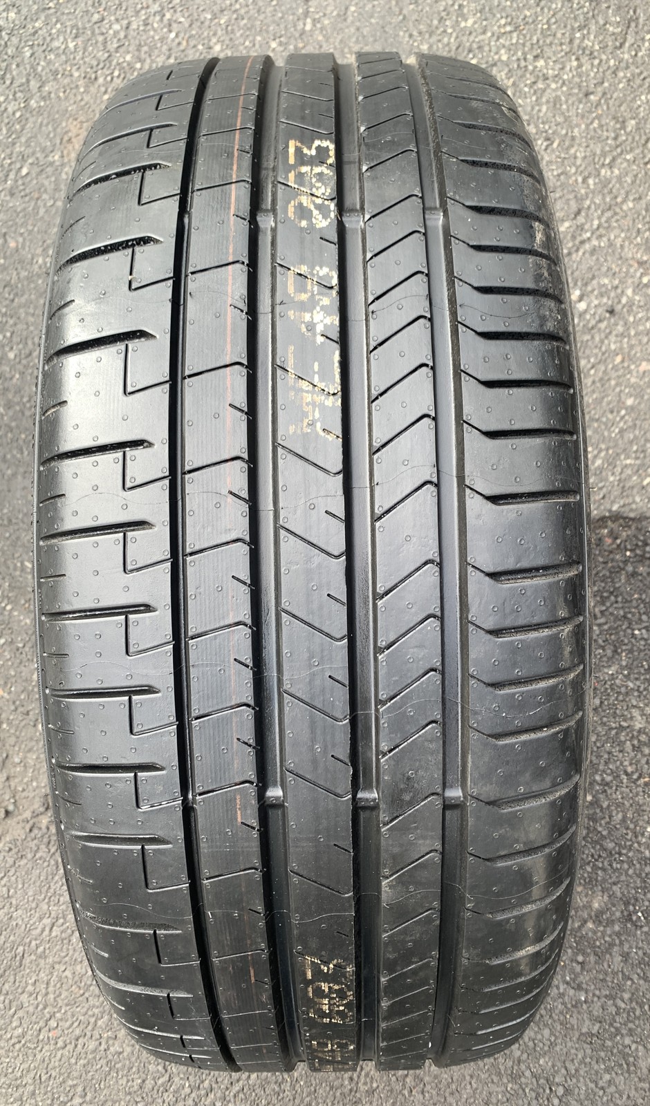 1 Summer Tire 275/40 R22 107Y Pirelli Pzero PZ4 * PNCS 90-22-20A