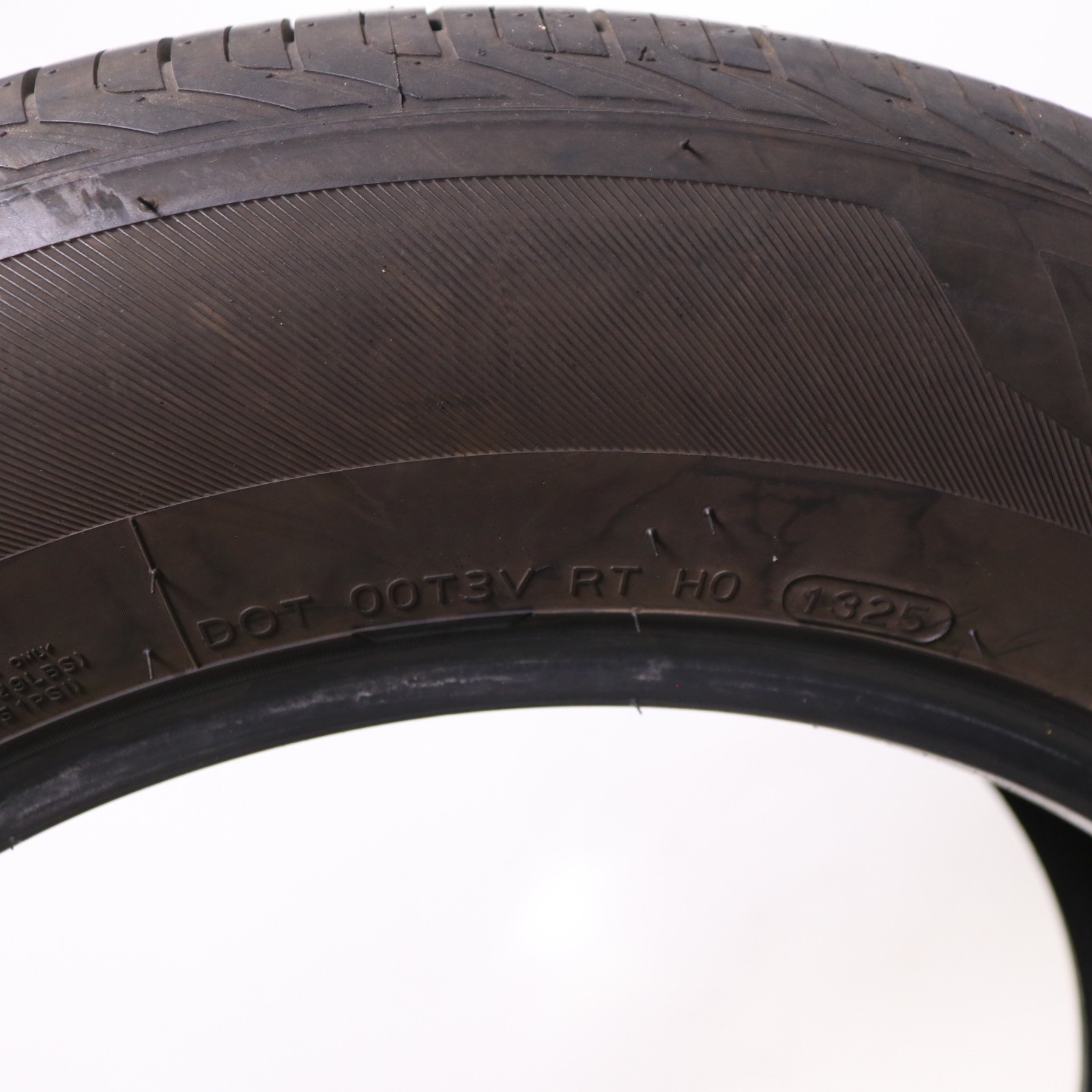 Set of 2 Used 235/60R18 Hankook Dynapro HP2 – 103H – 6.5-7/32