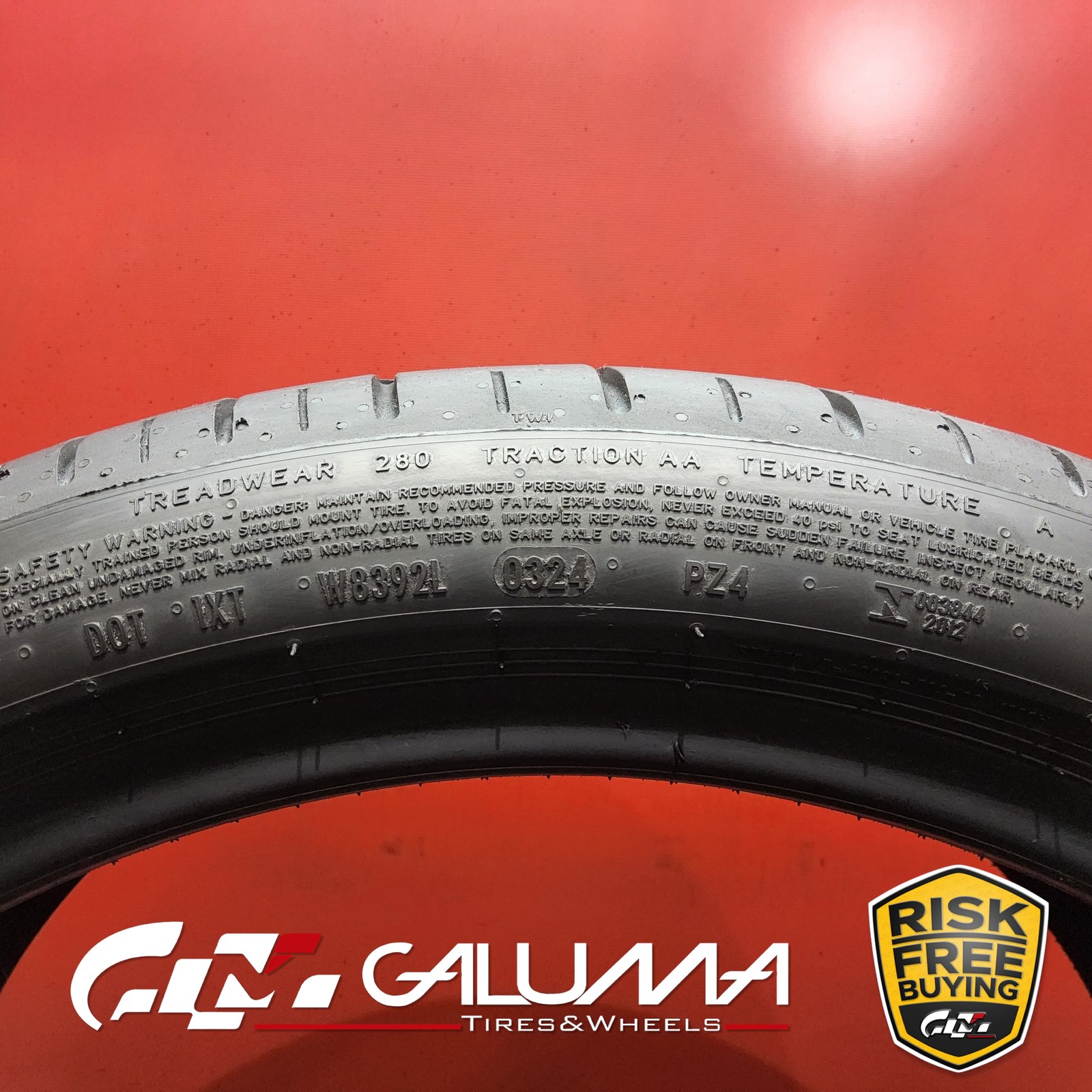 Set of 2 Tires Pirelli P-Zero (PZ4) ★ XL 285/35R21 285/35/21 2853521 105Y #94934