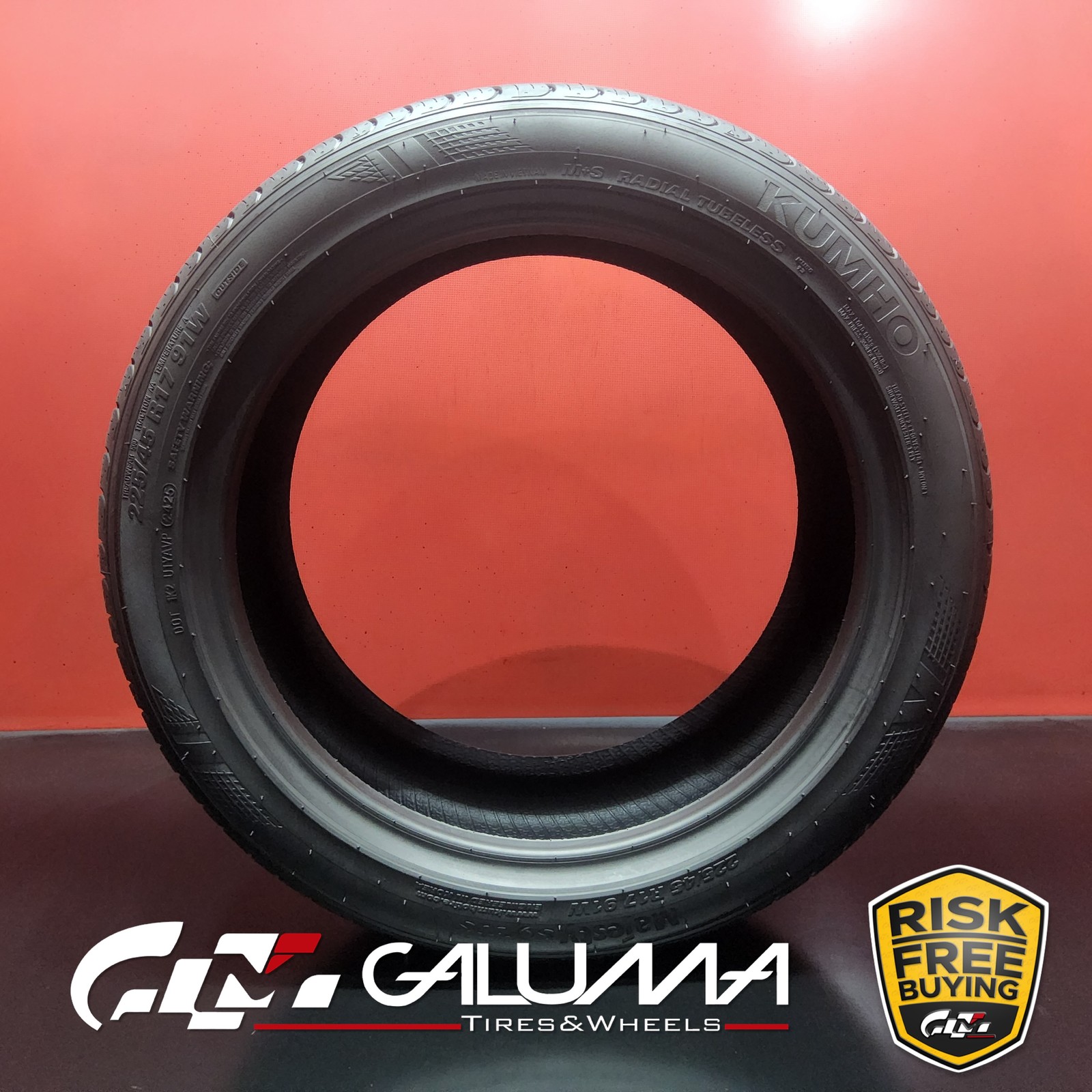 1 Tire LikeNEW Kumho Majesty Solus KU50 225/45R17 225/45/17 91W No Repairs 95117