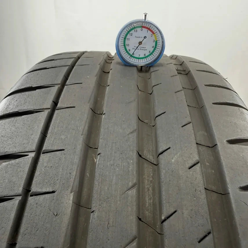 Used 235/35ZR20 Michelin Pilot Sport 4 S 92Y 8/32 (DOT 17)