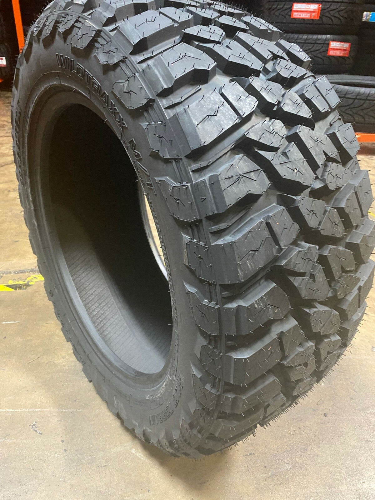 4 NEW LT285/70R17 LANDSPIDER WILDTRAXX Tires M/T 285 70 17 LRE MT Mud Terrain