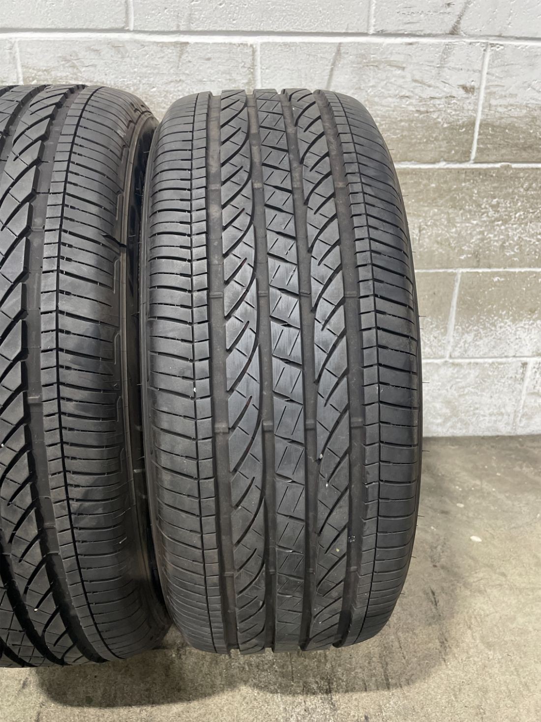 2x P245/50R19 Bridgestone Dueler H/P Sport AS RSC RFT 8/32 105 H Used Tires