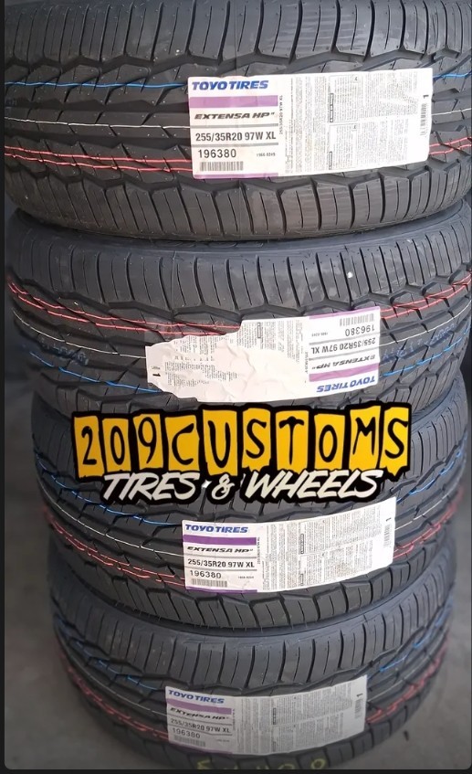 Set of (4) New P 255/35R20 Toyo Extensa HP II 97W 2553520 255-35-20