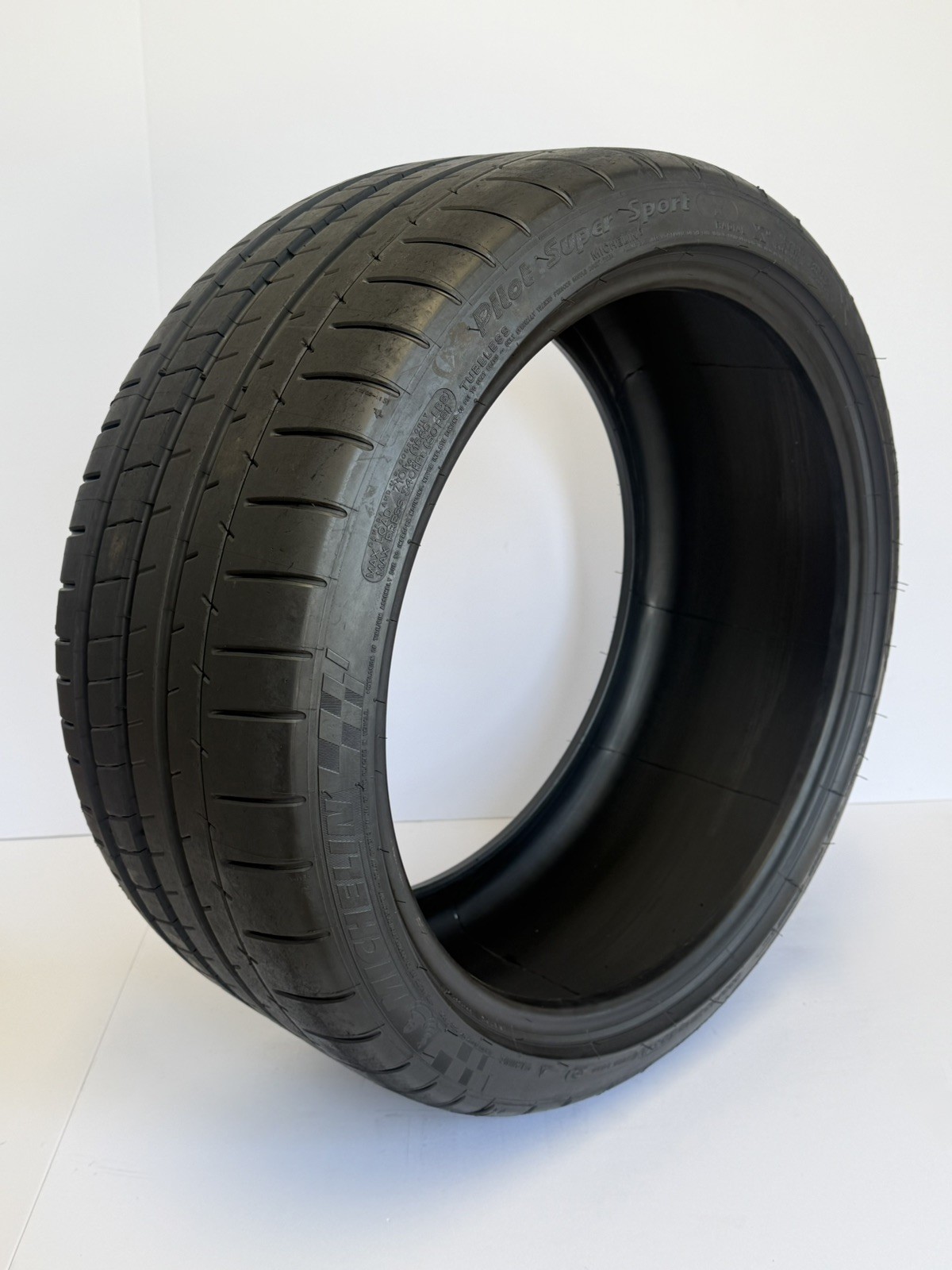 255/35ZR19 96Y Michelin Pilot Super Sport 9.5/32 DOT 0124 2553519