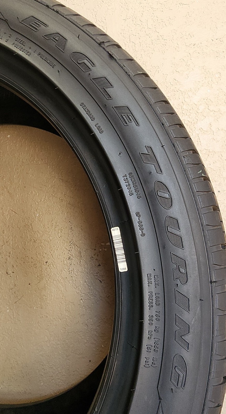 Like New 245/45R19 98W Goodyear Eagle Touring 9.5/32 DOT 2121 2454519