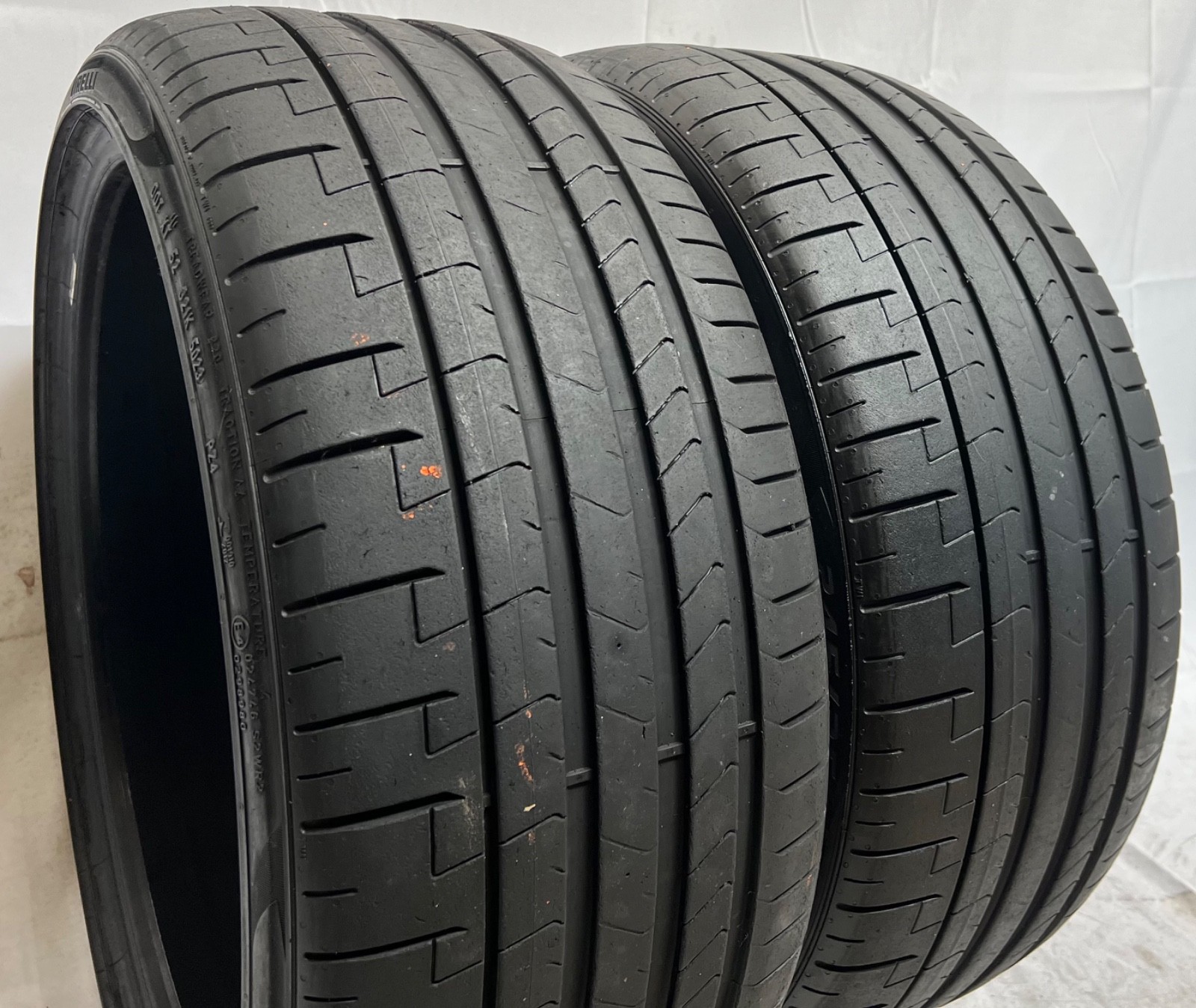 2 – NICE 245/35ZR20 (91Y) Pirelli P Zero PZ4 (NA1) Porsche OEM – 10112