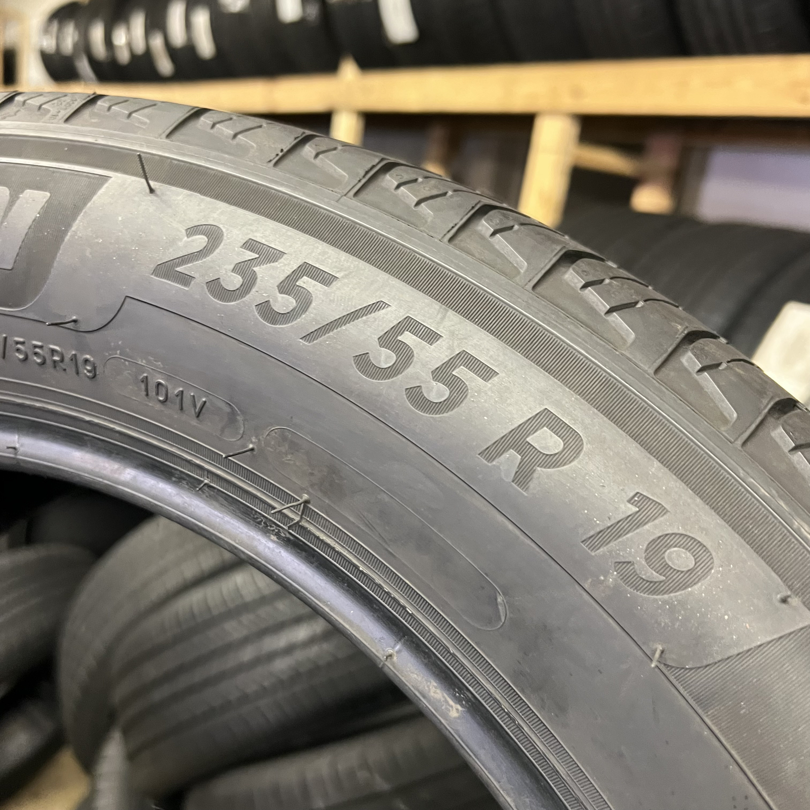 1 Tire LikeNEW Michelin Primacy A/S 235/55R19 101V DOT.5023 7.75/32