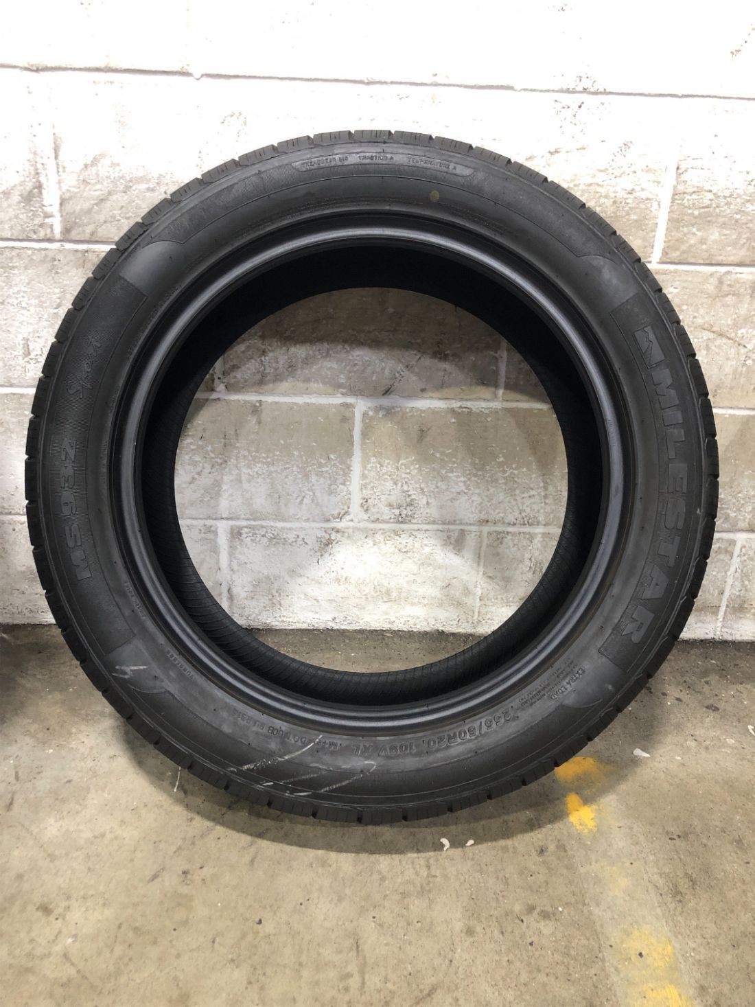 1x P255/50R20 Milestar MS932 Sport 8/32 109 V Used Tire 2555020