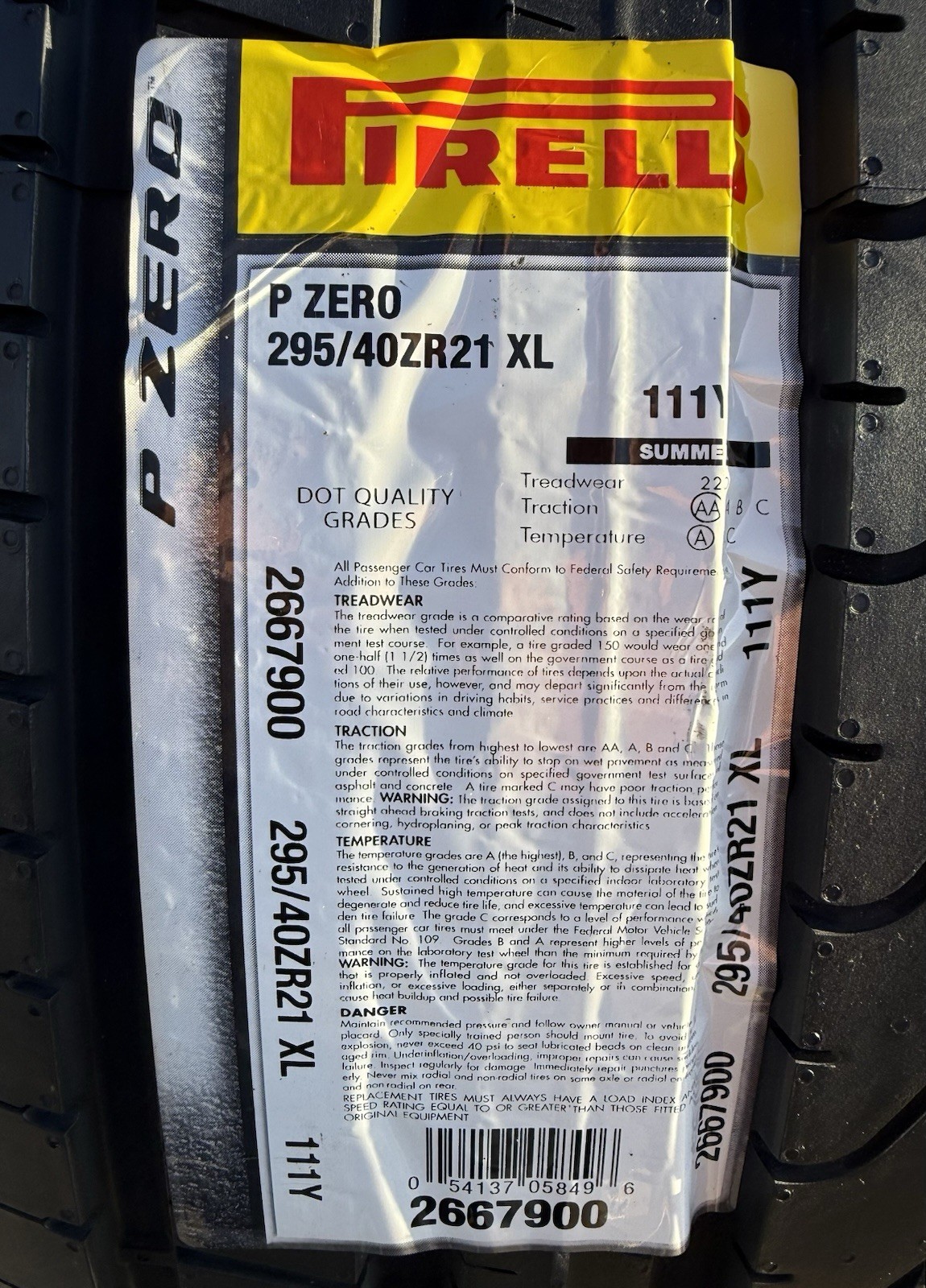 Set of TWO BRAND NEW 295/40ZR21 111Y Pirelli P Zero Tires 2954021