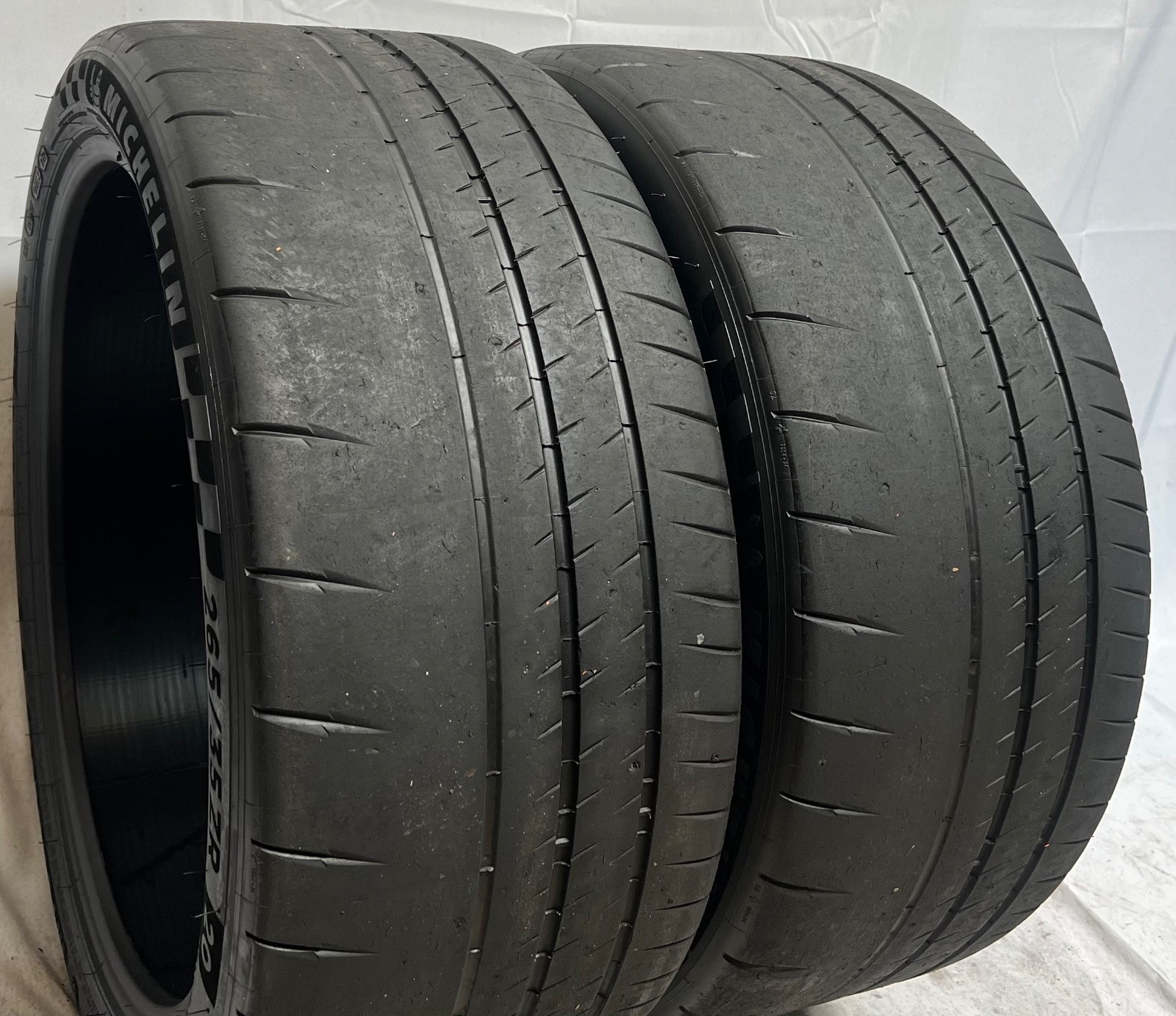 2 – NO REPAIRS 265/35ZR20 XL (99Y) Michelin Pilot Sport Cup 2 R (N0) – 6115