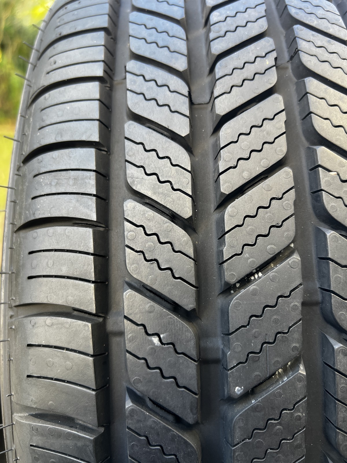 1 New Bridgestone Turanza EverDrive Enliten 215/55R17 94V DOT.2025 11/32 New