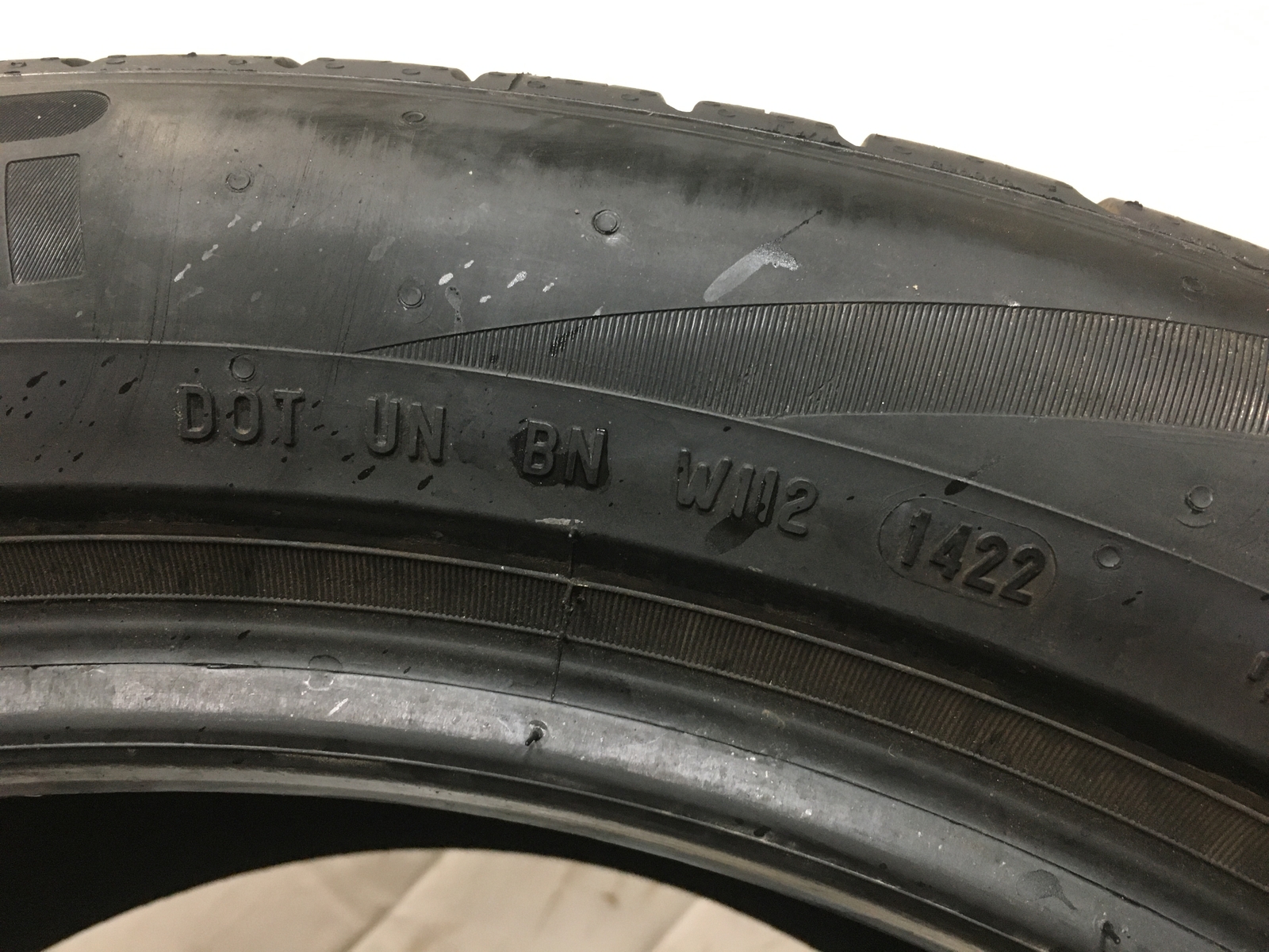[1] Pirelli Scorpion Zero All Season P315/40R21 315 40 21 Tire 8.5-9.5/32