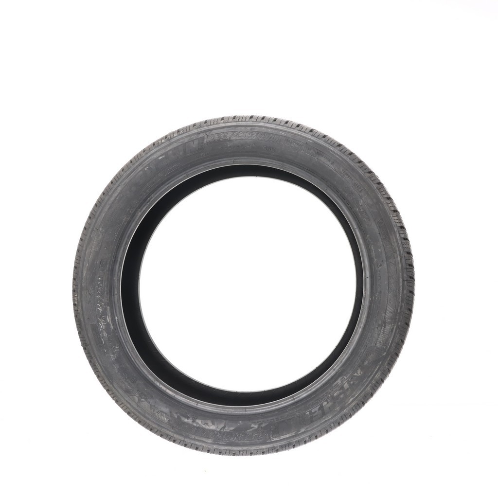 New 235/45R19 Michelin Defender LTX M/S 95H – 11/32