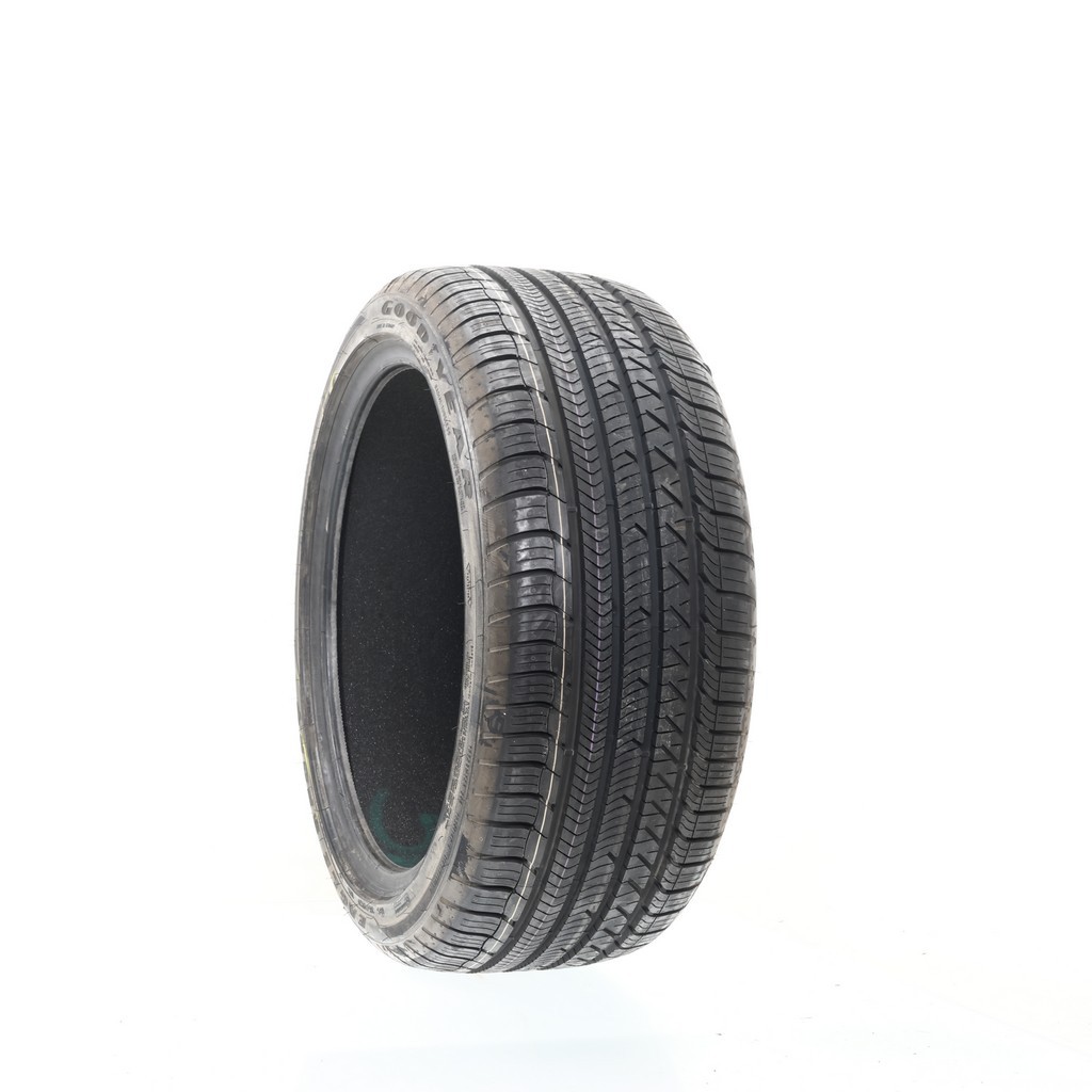 New 265/40R20 Goodyear Eagle Sport AO 104H