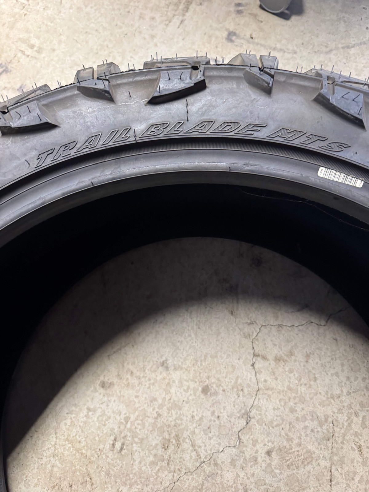 ATTURO TRAIL BLADE MTS BSW LT 35 13.5 24 116Q 10PLY MUD TERRAIN TIRE TBMSL73DDAF