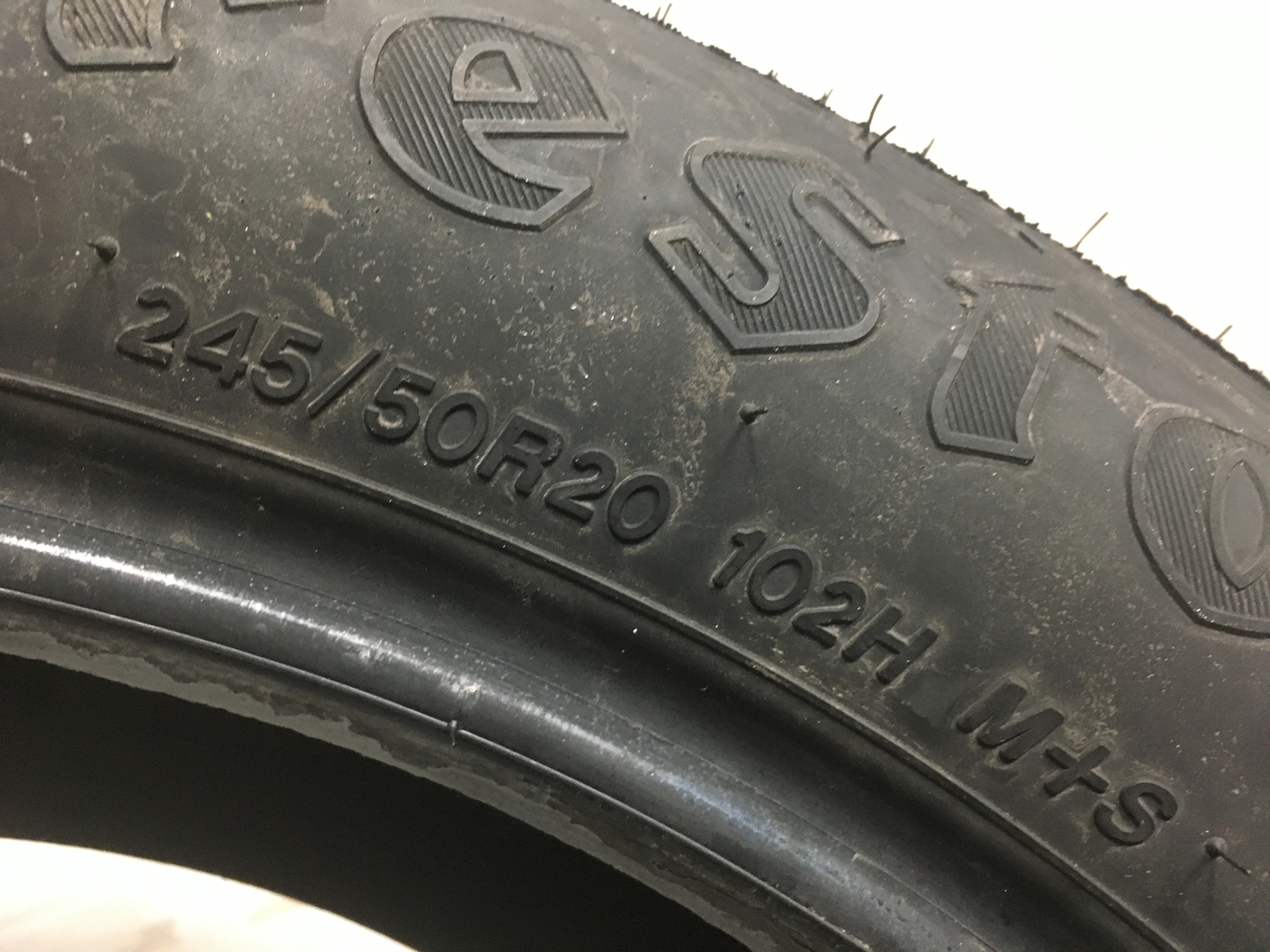 [1] Firestone Destination LE3 P245/50R20 245 50 20 Tire – Driven Once