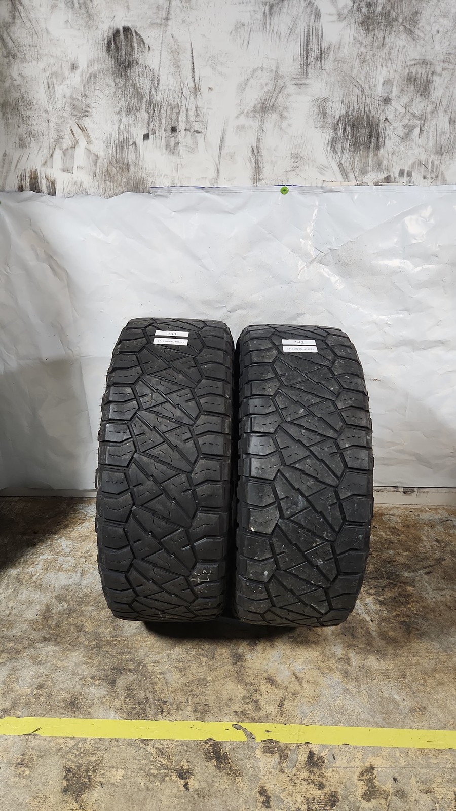 Set of 2 – 37X13.50R20 Nitto Ridge Grappler – Used Tires