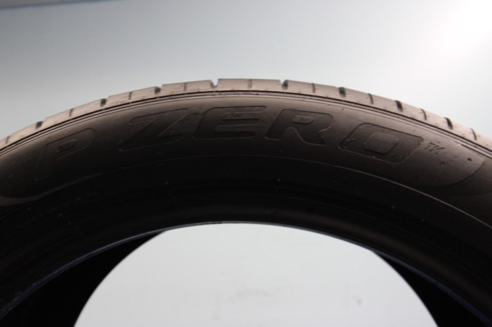 1 Used Pirelli Pzero MO-S PNCS PZ4 315/40R21 315/40/21 3154021 111Y
