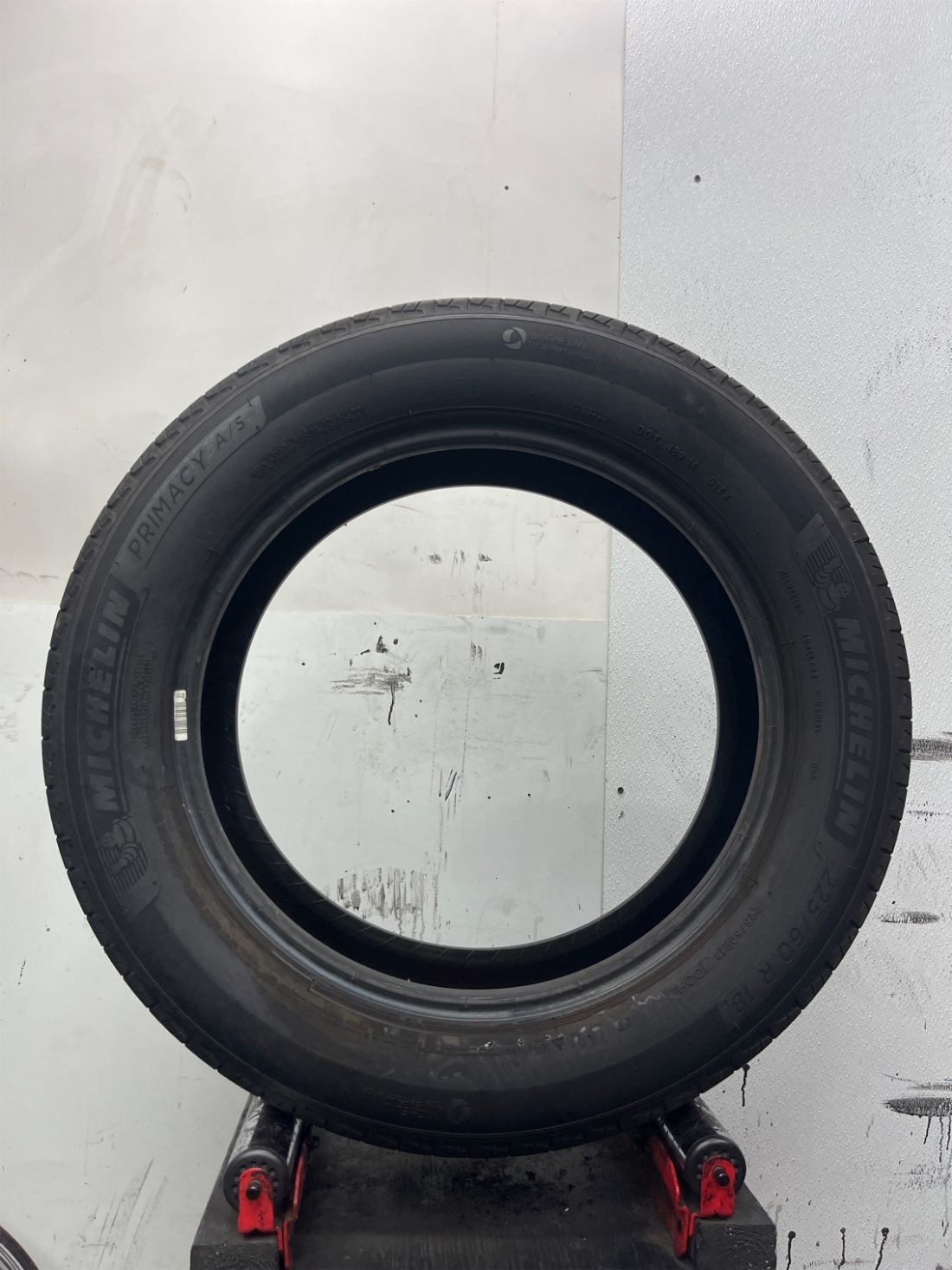 1 Used P225/60R18 Michelin Primacy A/S 100 H – 8/32