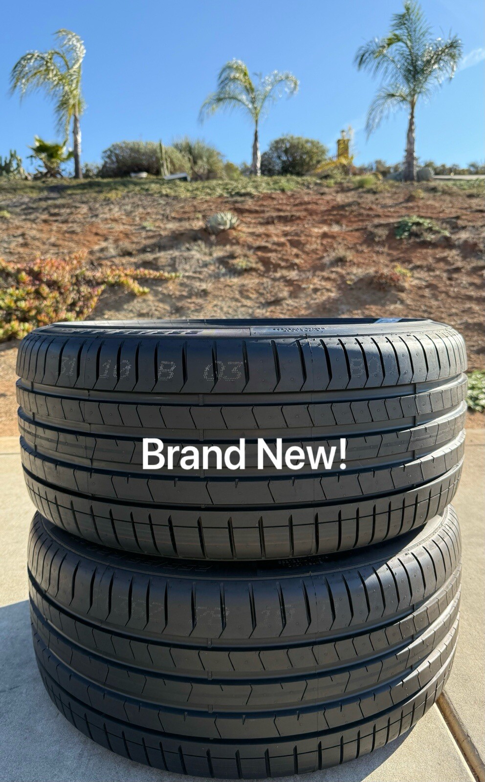 Set of TWO BRAND NEW 255/35R20 97Y Pirelli P Zero PZ4 Sport Tires 2553520
