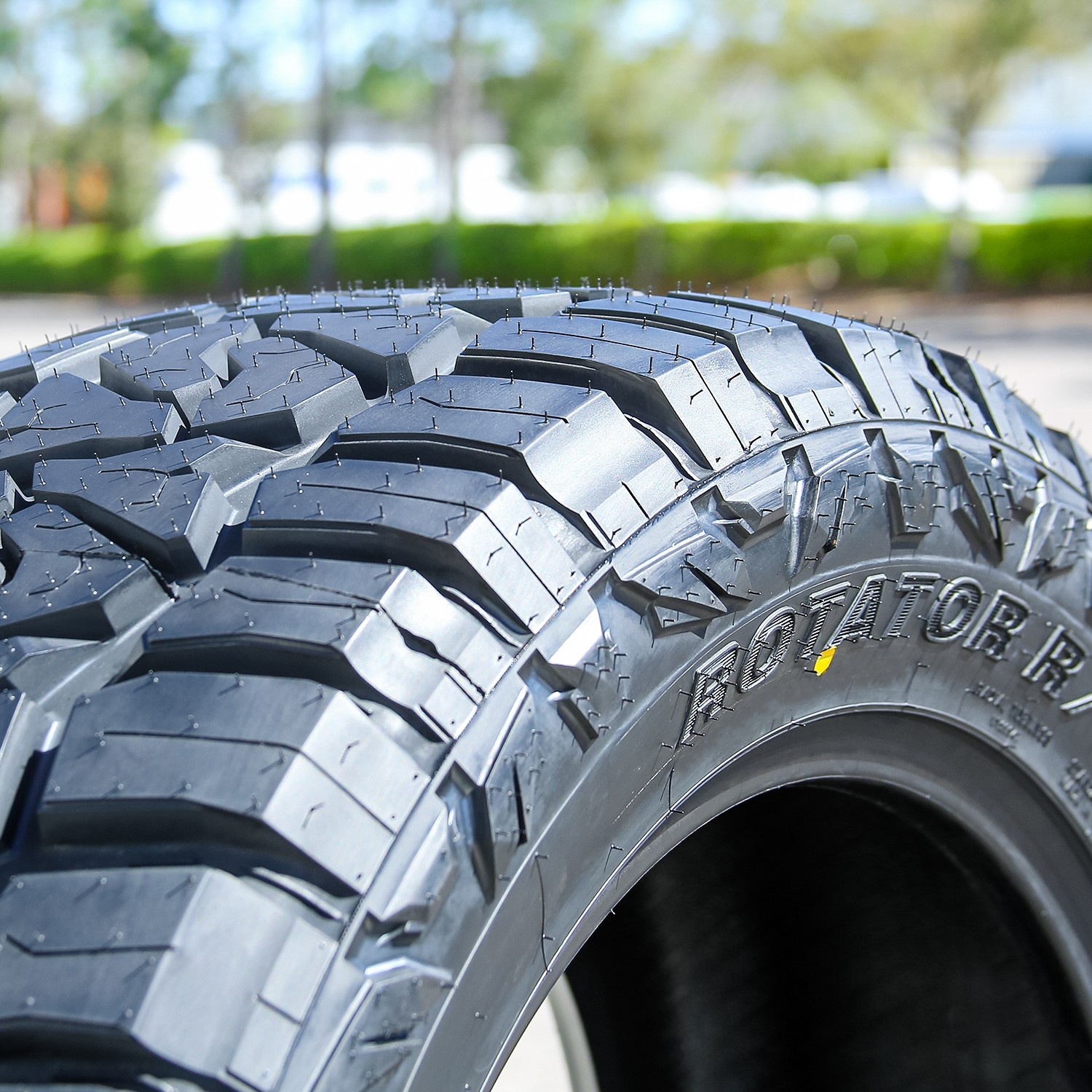 4 Tires Evoluxx Rotator R/T LT 33X12.50R18 Load F 12 Ply RT Rugged Terrain