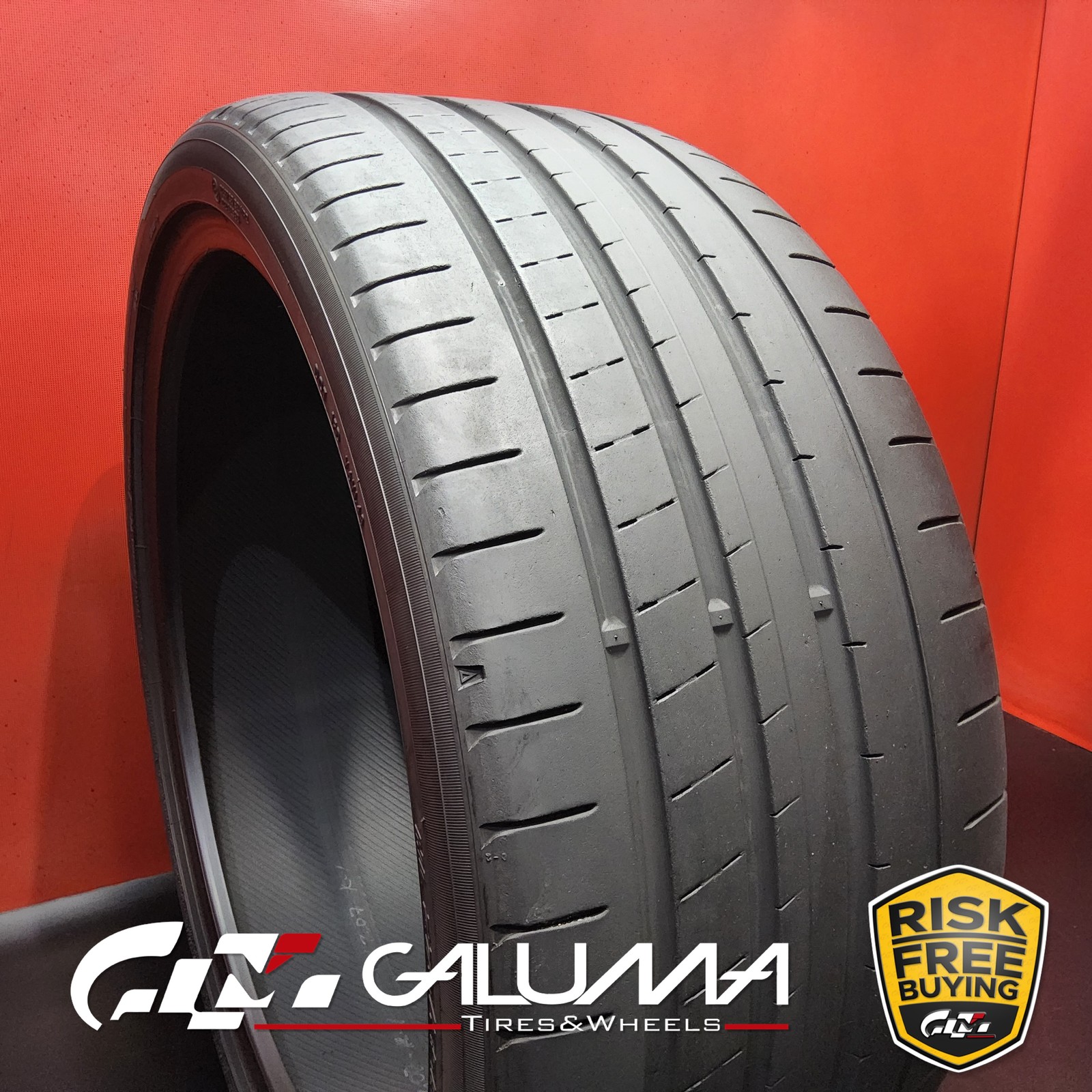 1 Tire Yokohama Advan Sport V107E ★ HL275/35R23 275/35/23 108Y No Repairs #96207