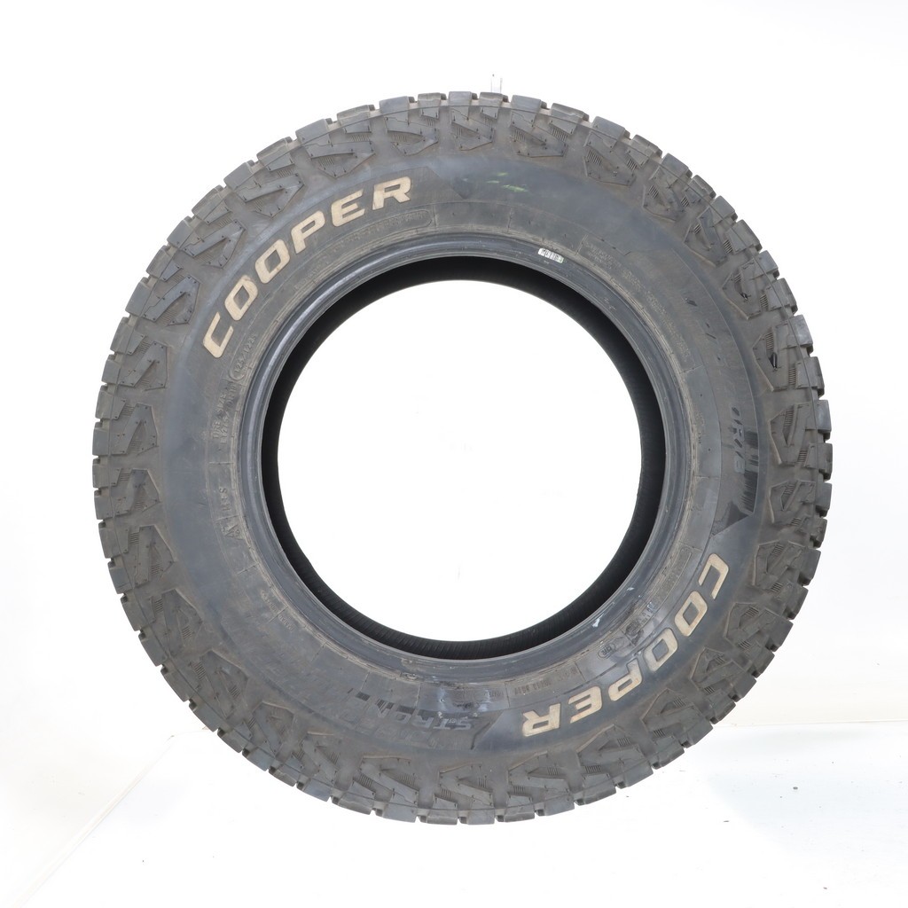 Set of (4) Used LT 275/70R18 Cooper Discoverer Stronghold AT 125/122S – 6.5-7/32