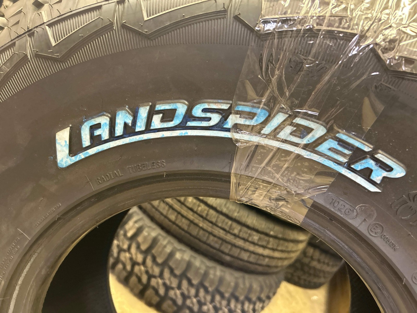 LANDSPIDER WILDTRAXX A/T RWL LT 33 12.5 15 108S 6PLY ALL TERRAIN TIRE DAT021