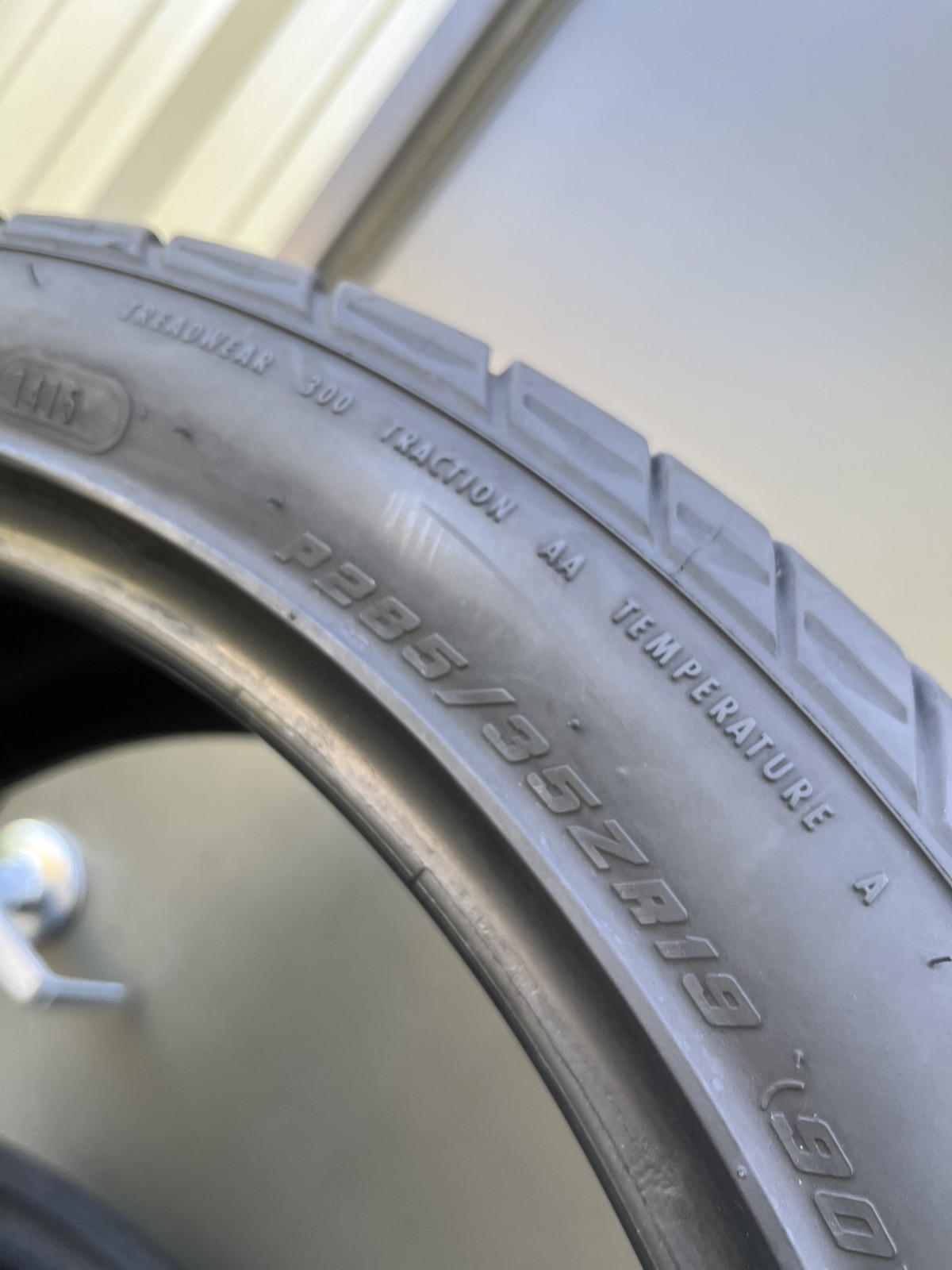1 Tire Goodyear Eagle F1 GS-2 EMT TPC 285/35ZR19 90Y DOT.1415 7/32 NO Patch