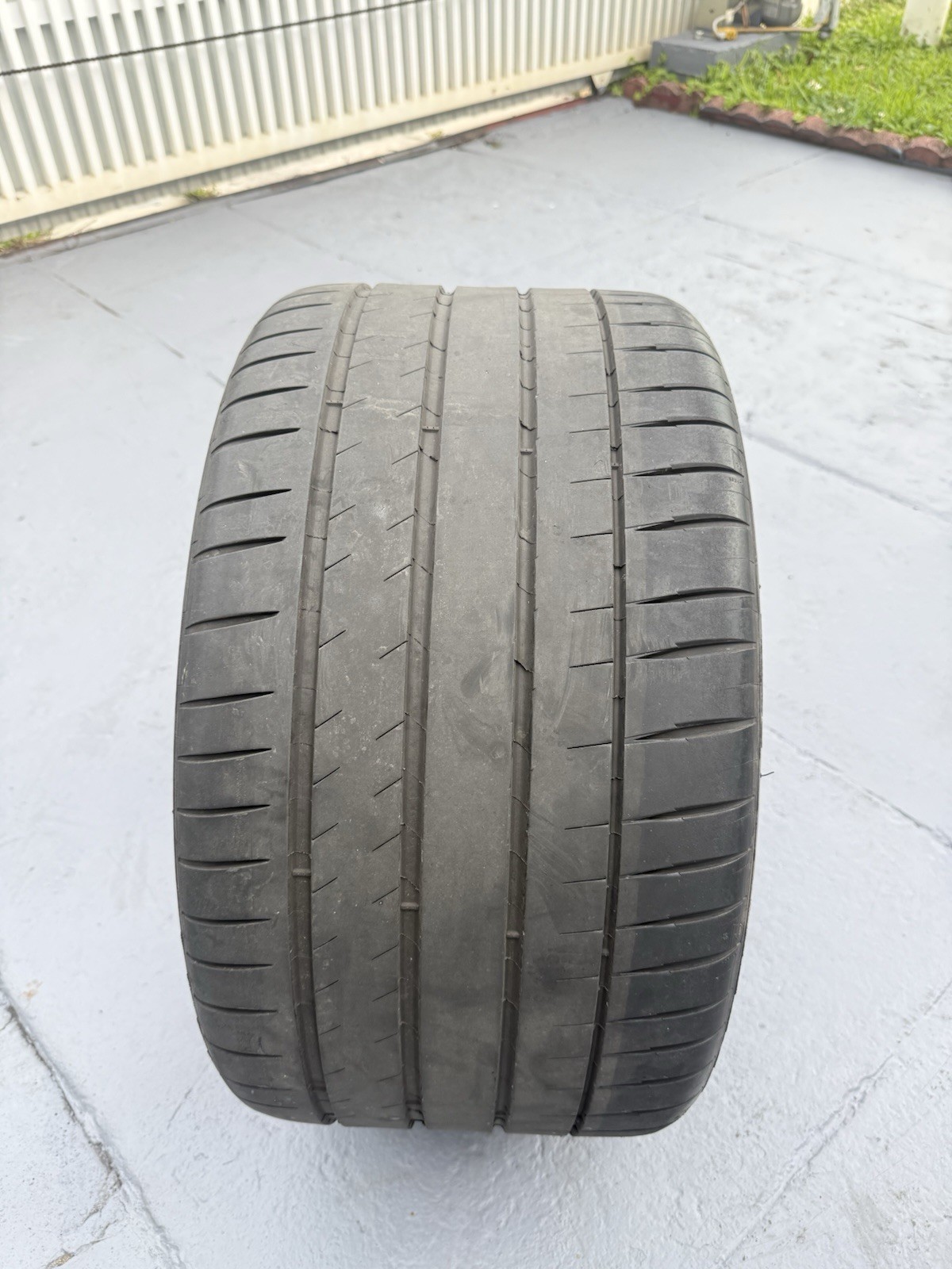 1 Michelin Pilot Sport 4s 295 30 ZR19 NO REPAIRS or DAMAGE (70% tread left)