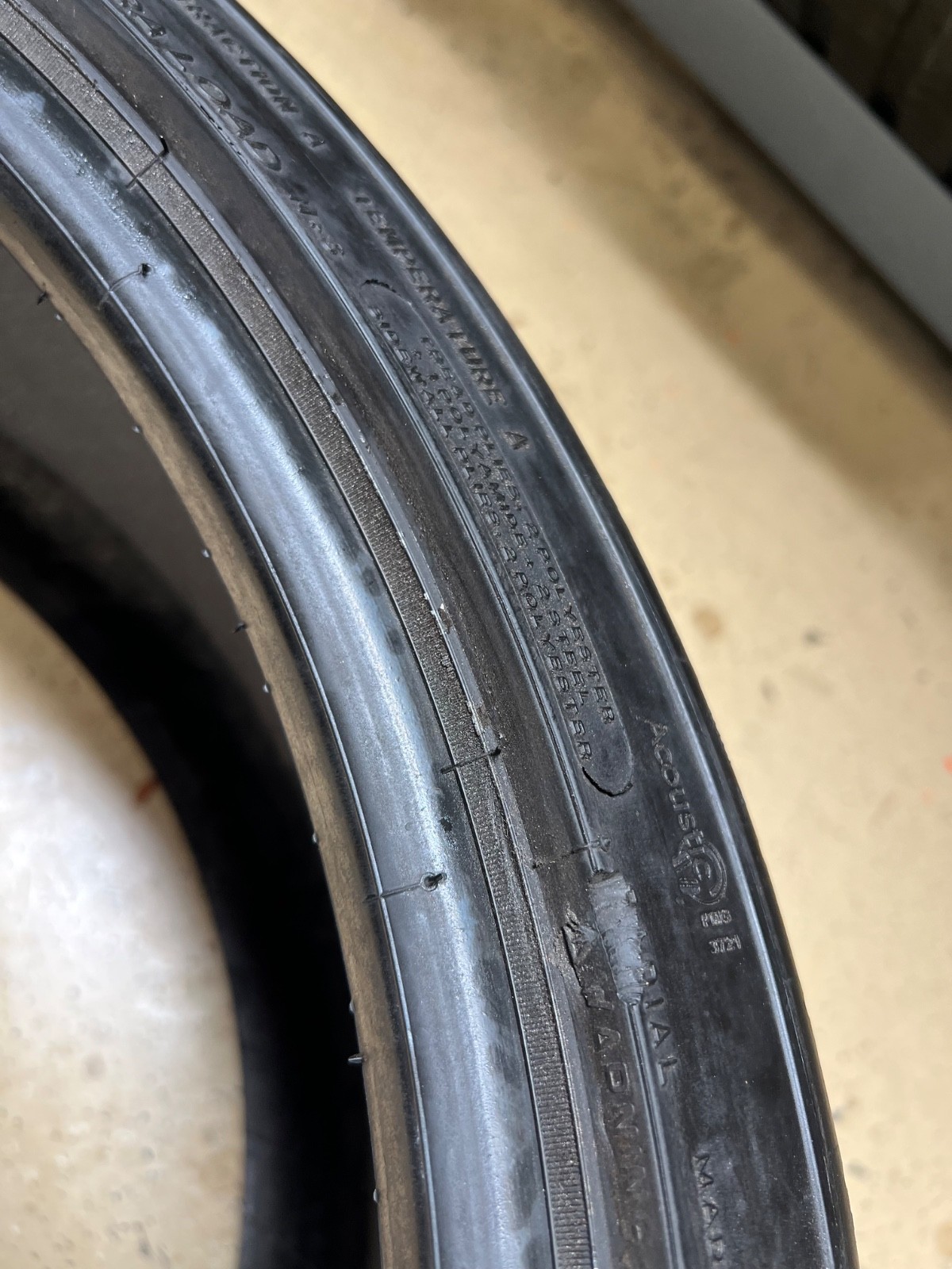 1 – 255/35ZR21 XL (98W) Michelin Pilot Sport All Season 4 Acoustic (T0) – 4156