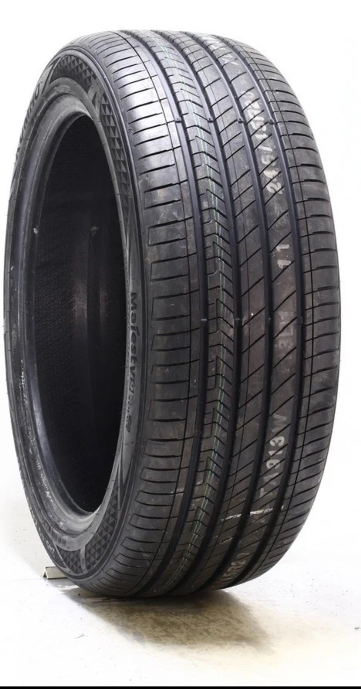 Brand New – 245/45ZR20 XL Kumho Majesty 9 Solus TA91 103W – 9/32